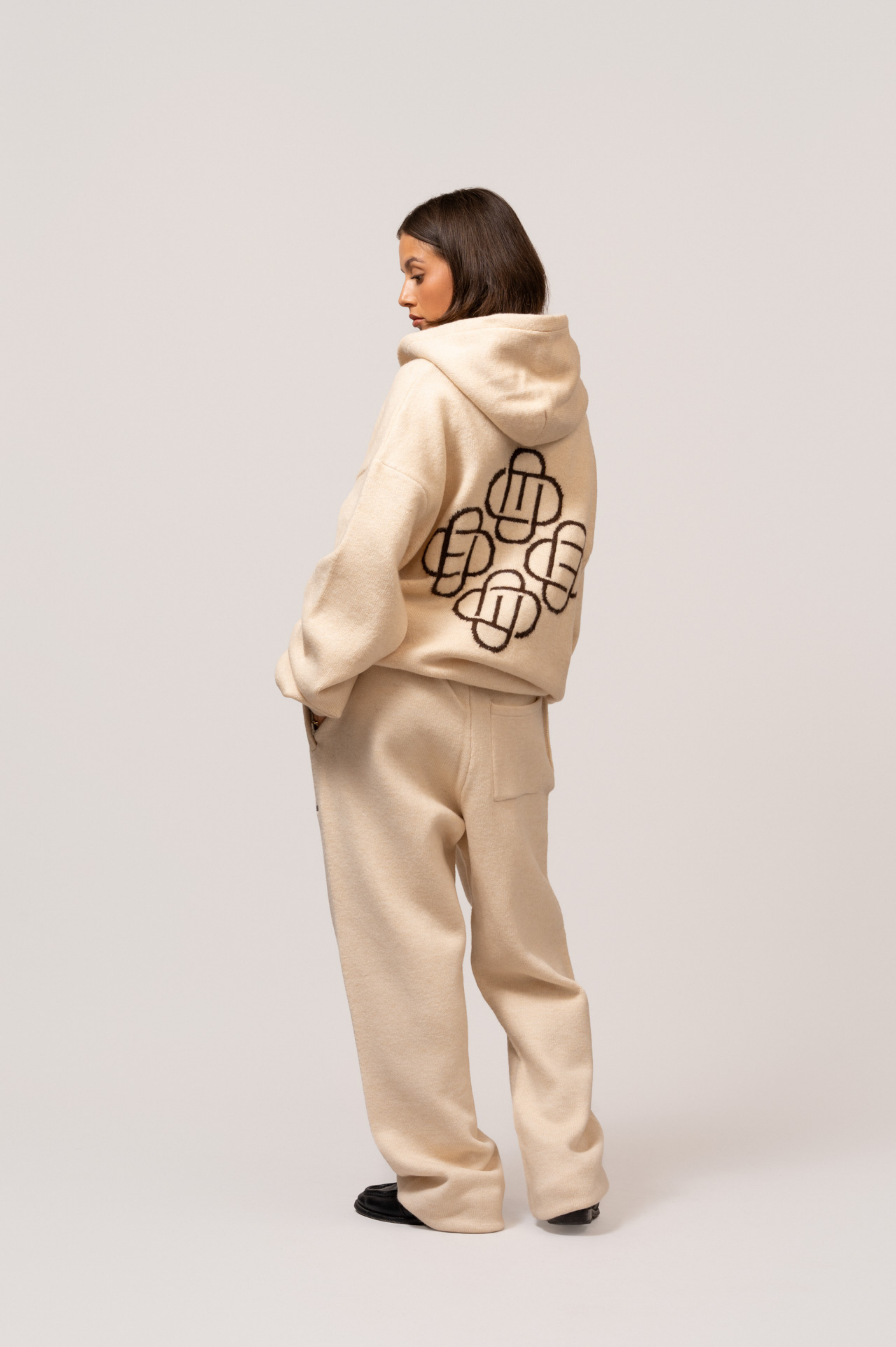FLUFFY KNIT FULL ZIP SET | OFF-WHITE