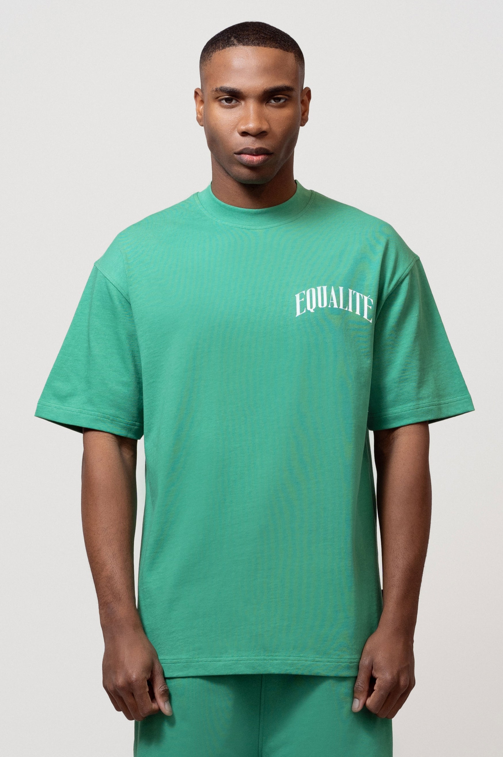 OLIVER OVERSIZED TEE | GREEN & WHITE