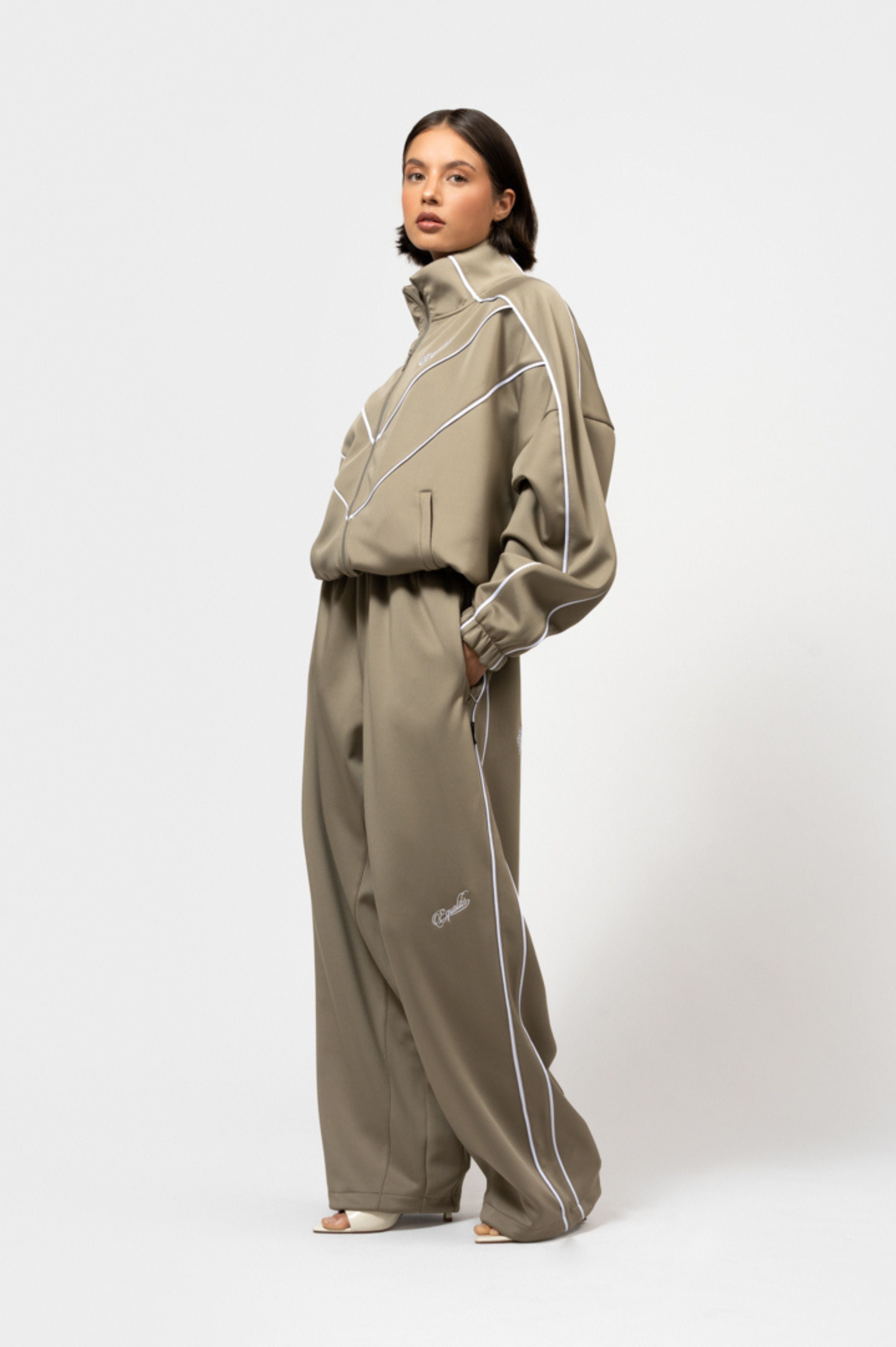 ecom_woman