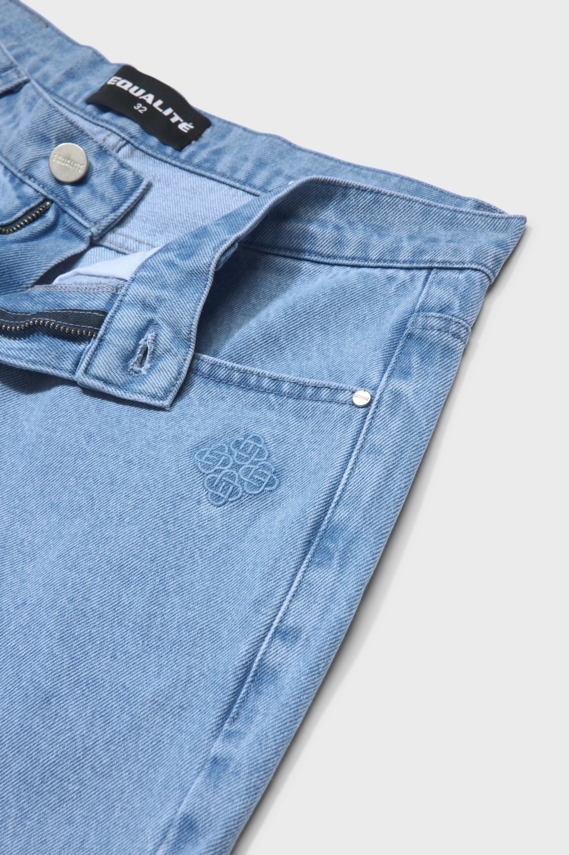 ASTRA STRAIGHT FIT JEANS | BLUE