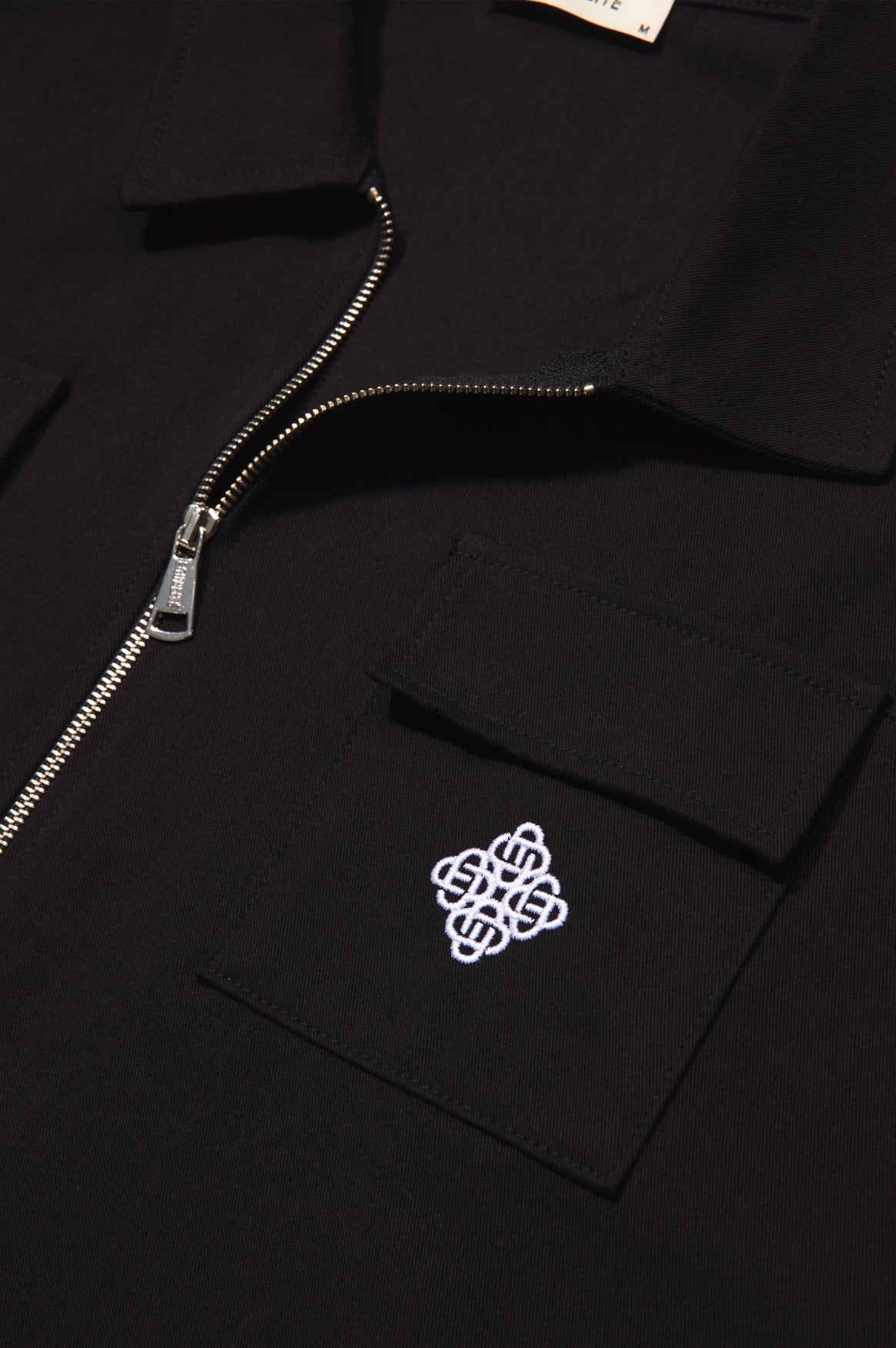 <tc>SYMBOL BOXY JACKET | BLACK
</tc>
