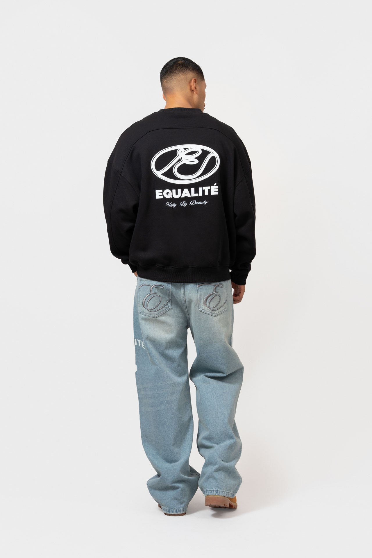 ARID SWEATER | BLACK