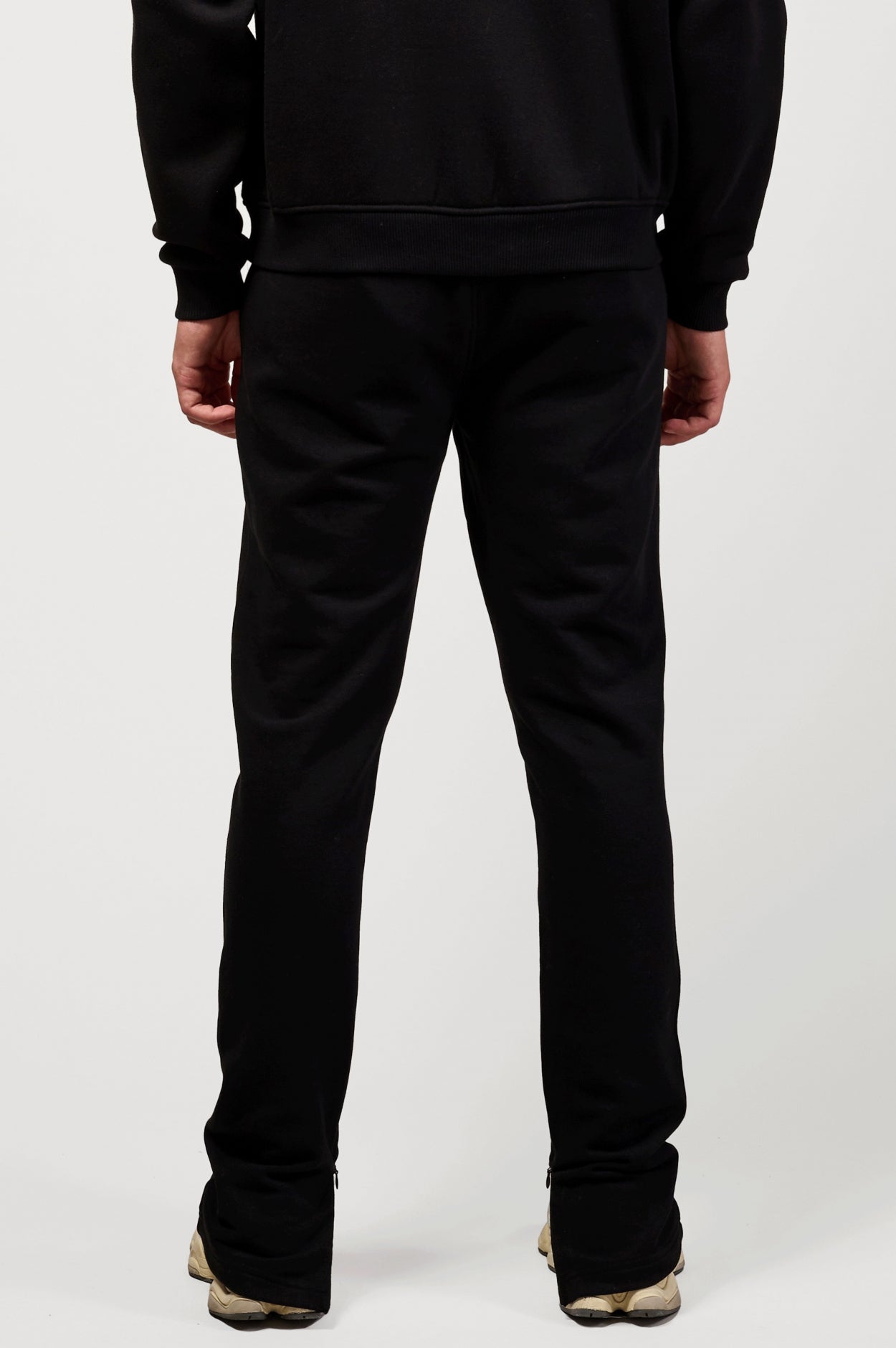JOSH PANTS | BLACK