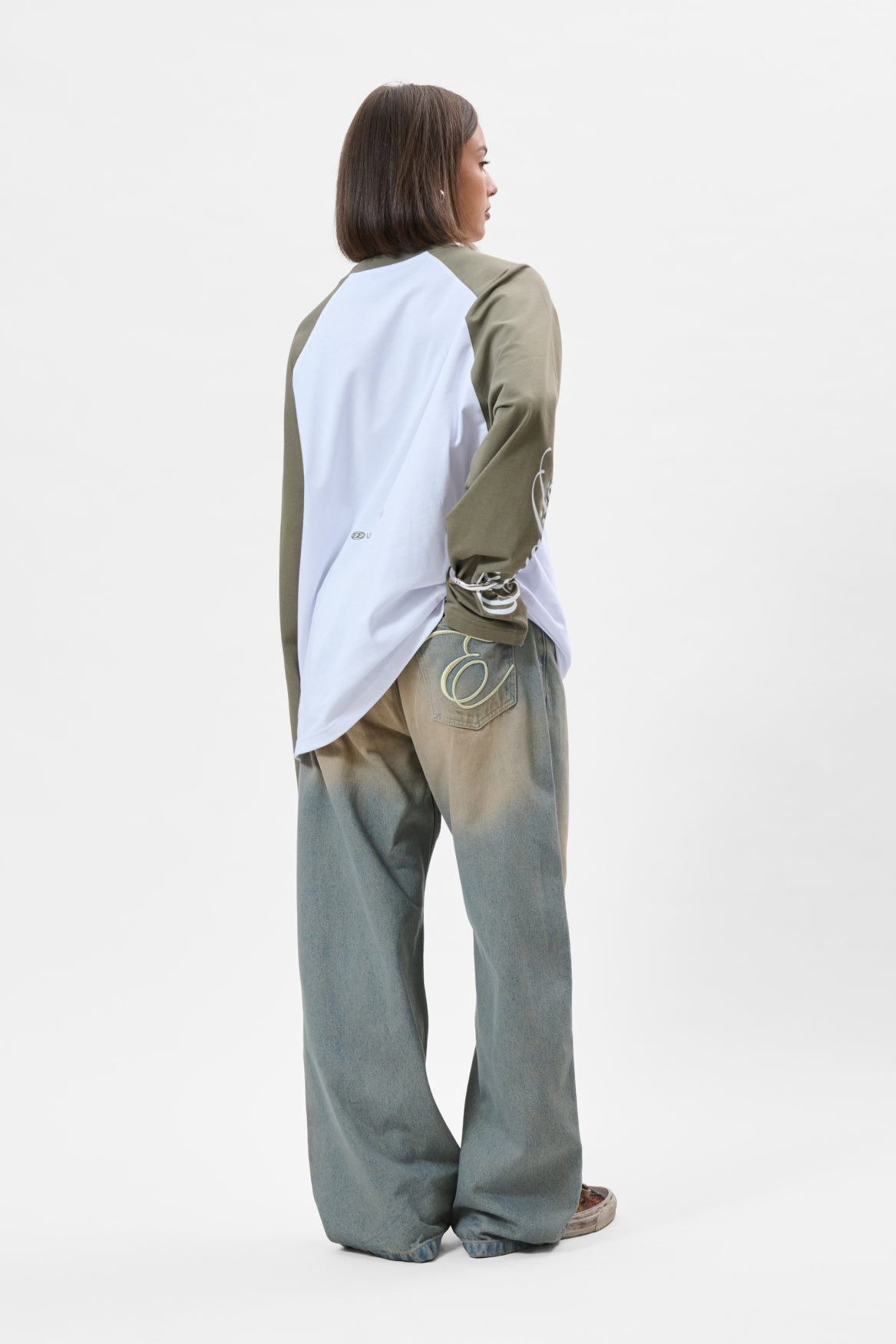 JETT RAGLAN LONGSLEEVE TEE | WHITE & BASEL GREEN