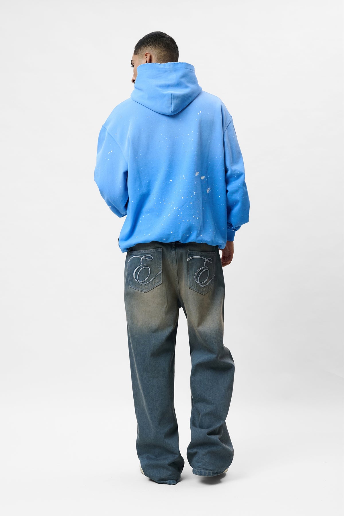SIGNATURE PAINT OVERSIZED HOODIE | BLUE