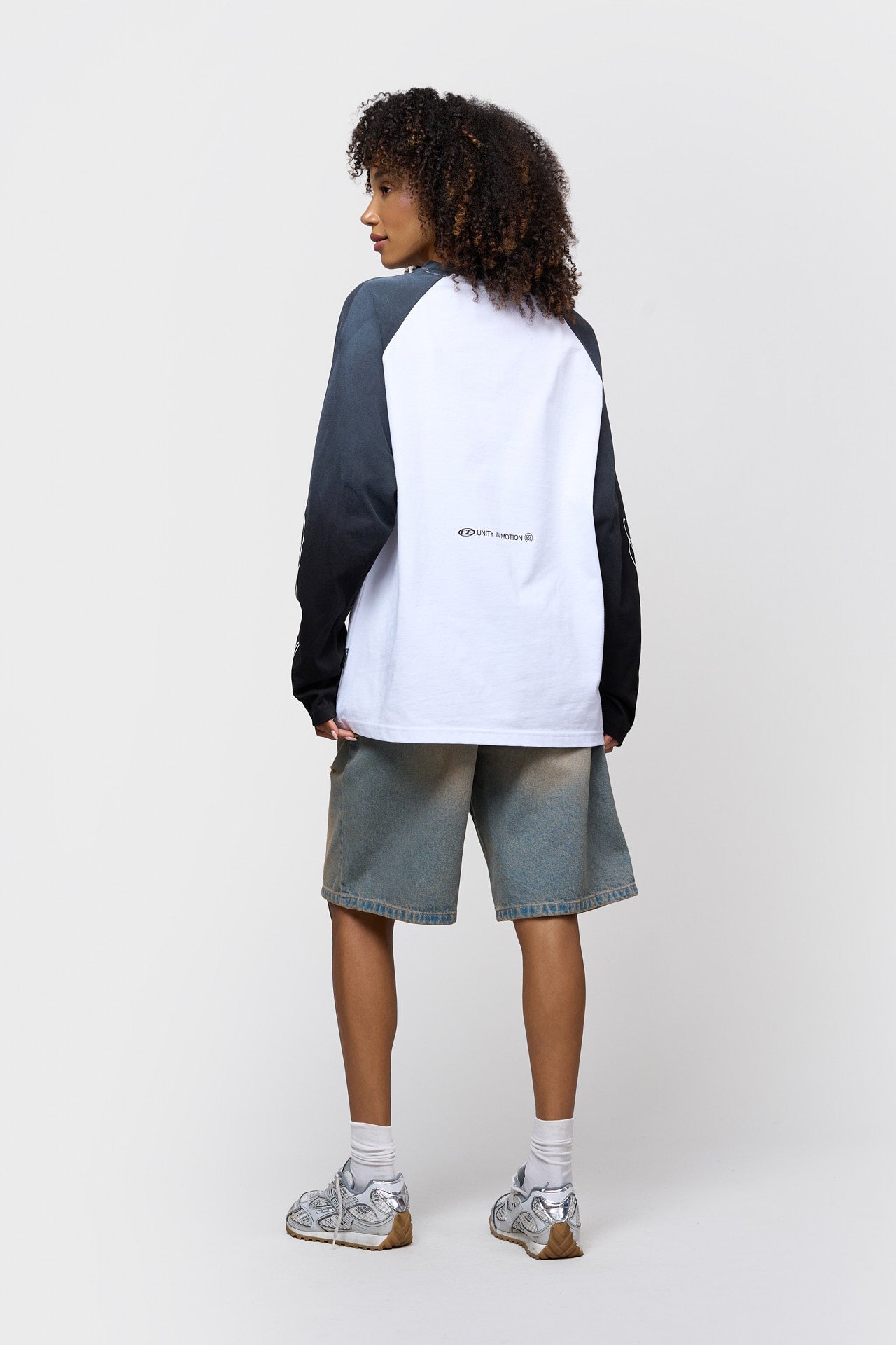 JETT RAGLAN LONGSLEEVE TEE | WASHED GREY & WHITE