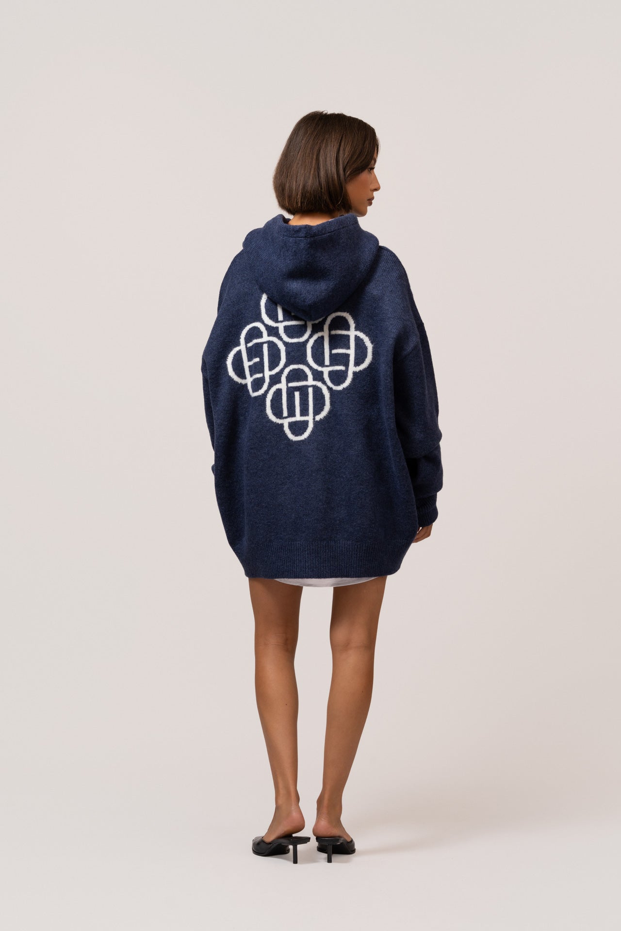 FLUFFY KNIT HOODIE | NAVY