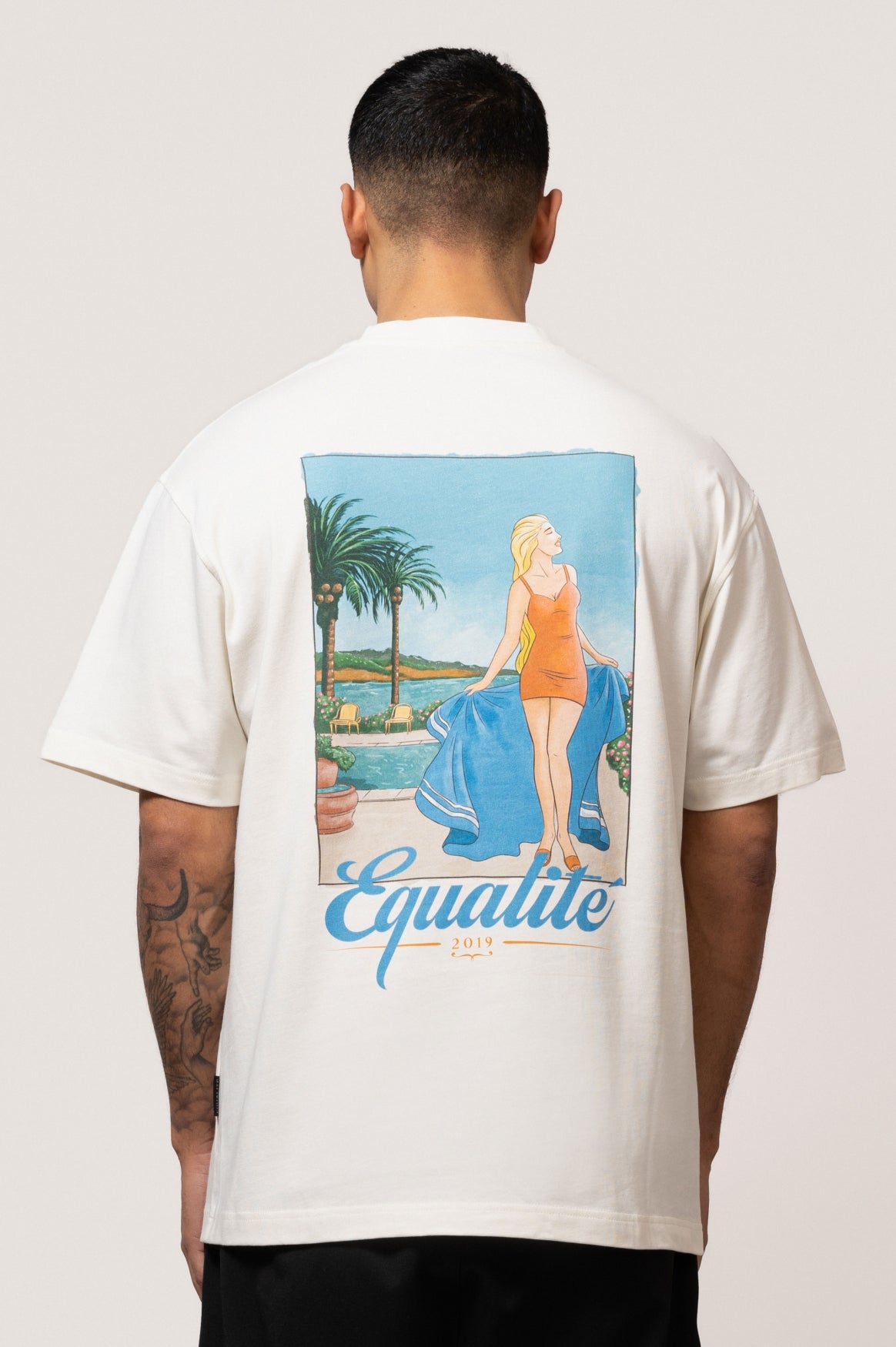 Postcard Oversized Tee | Off-white