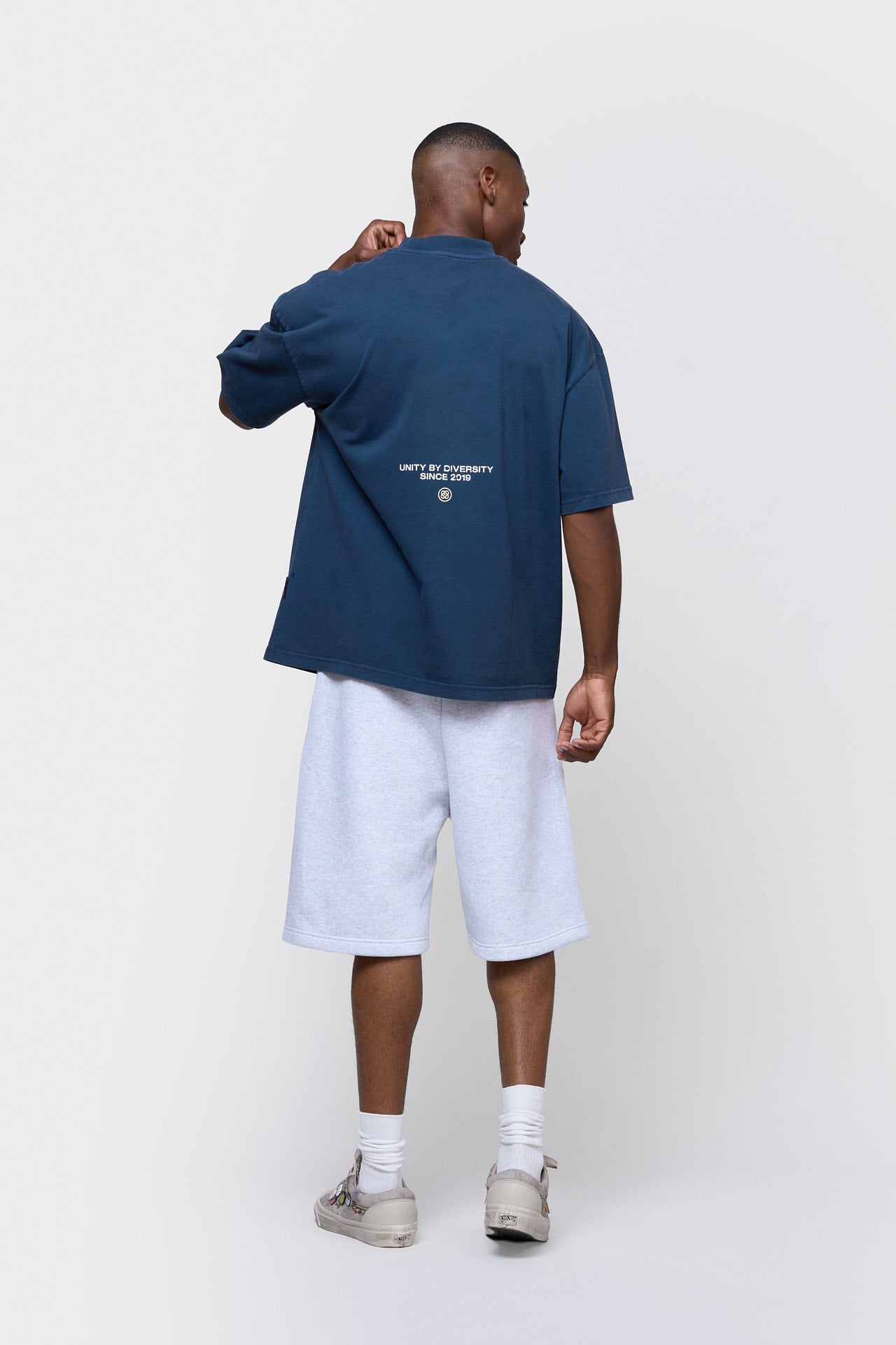 ELAN BOXY TEE | NAVY & BUTTER YELLOW