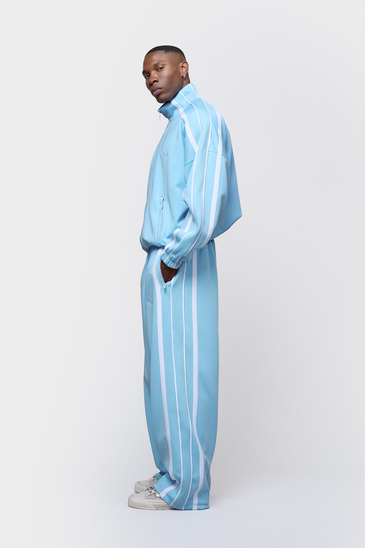 TRACK PANTS | LIGHT BLUE