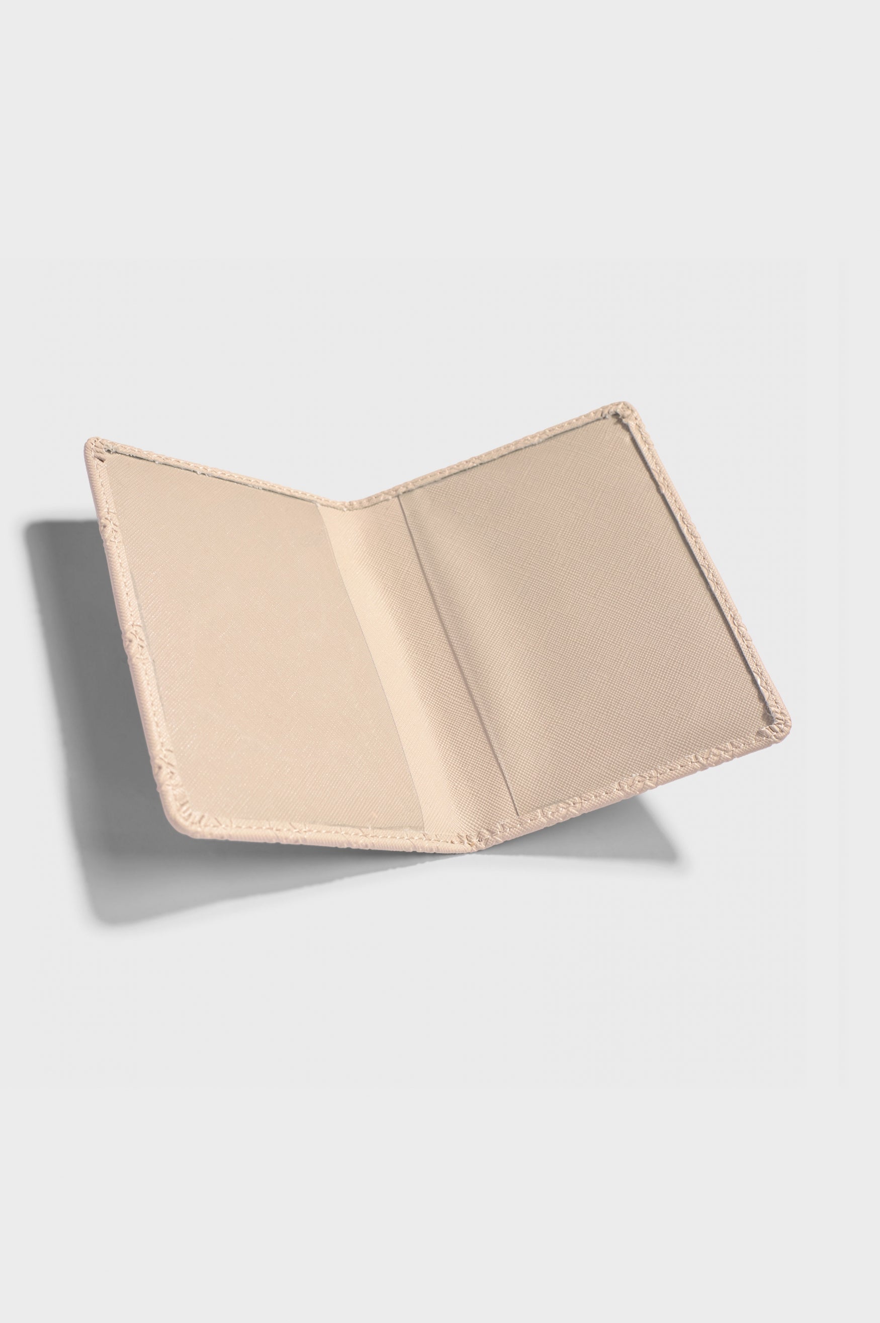 PASSPORT HOLDER | BEIGE