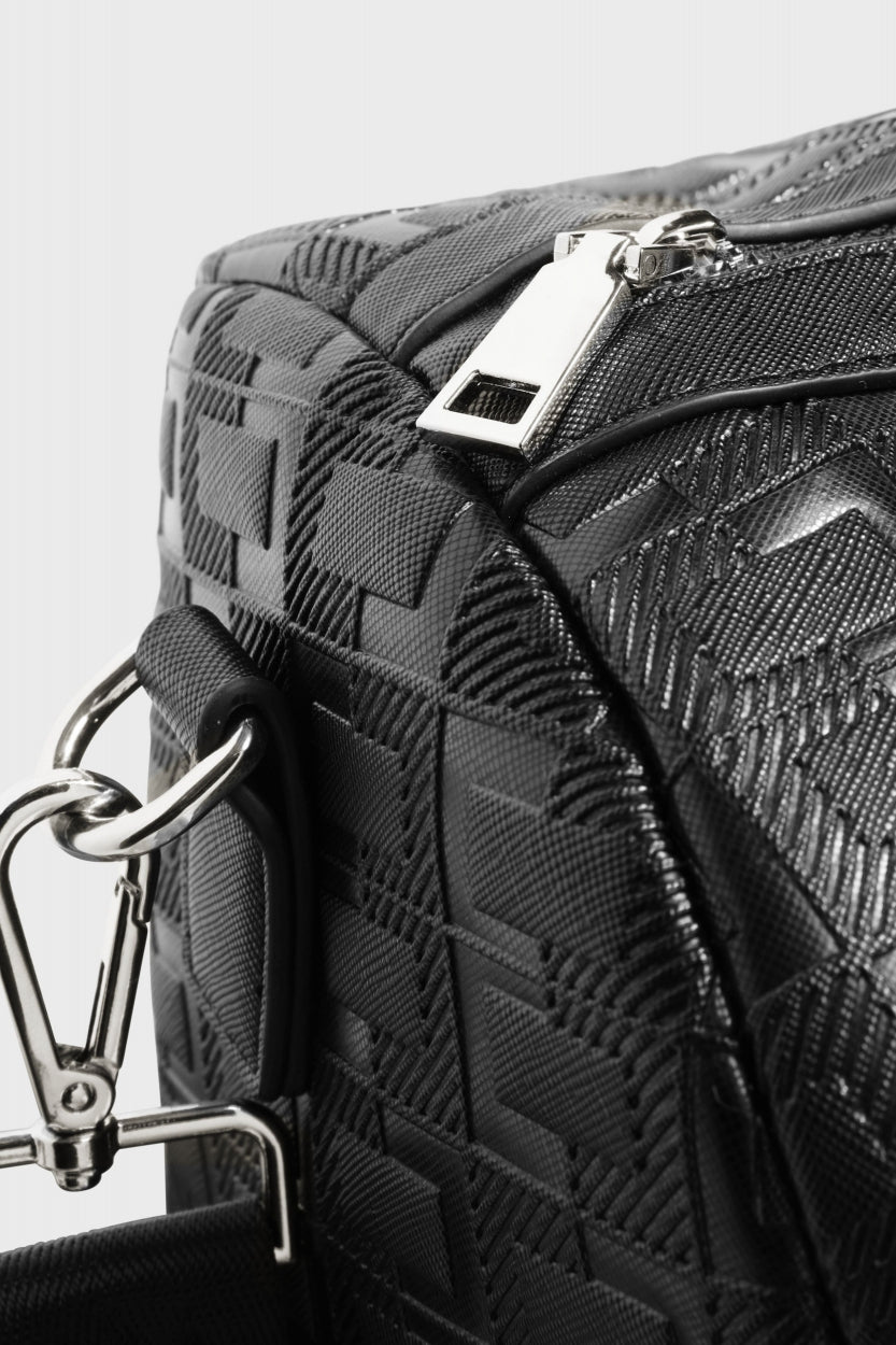 PATTERN WEEKEND BAG | BLACK