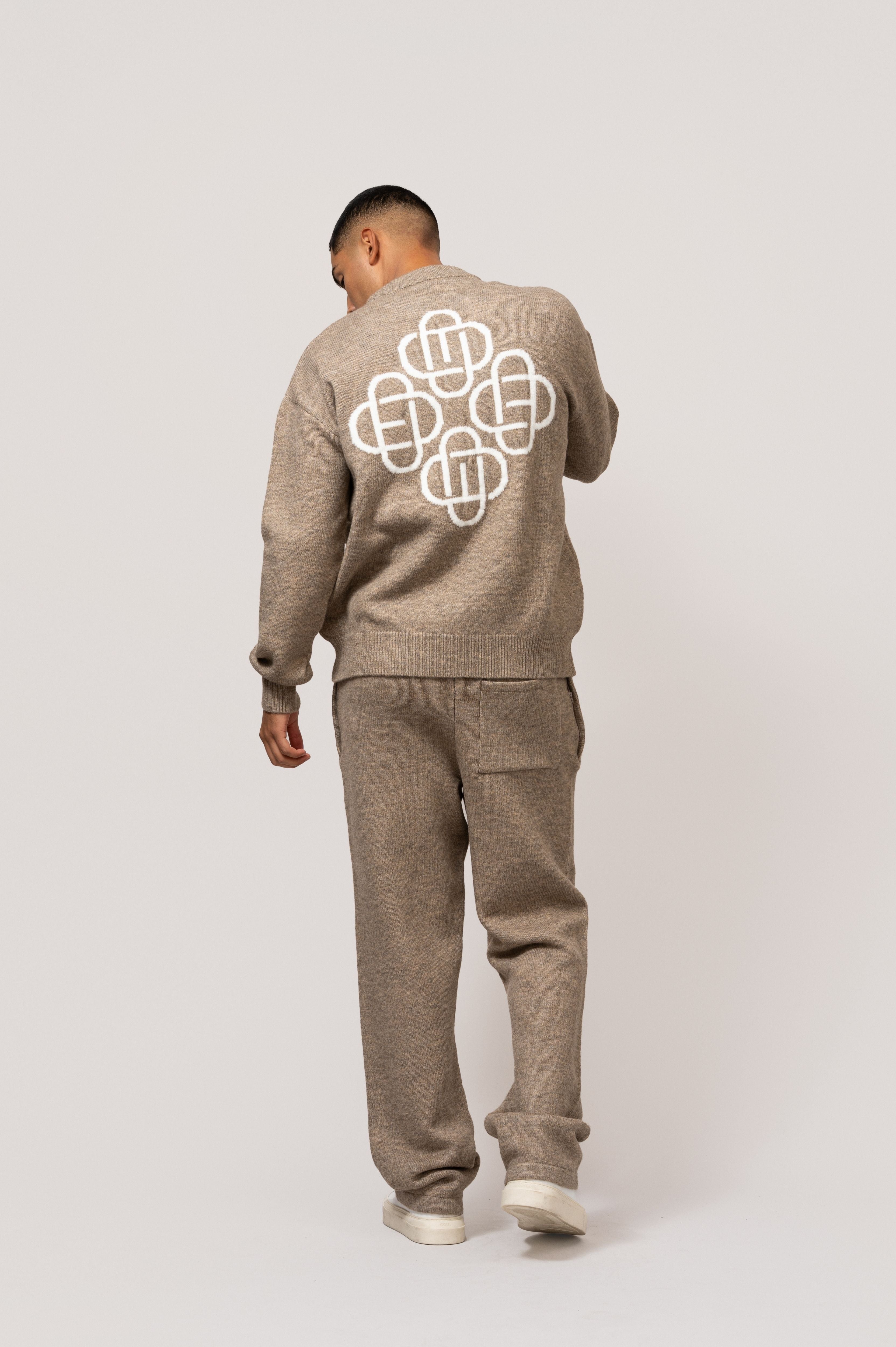 FLUFFY KNIT SET | TAUPE