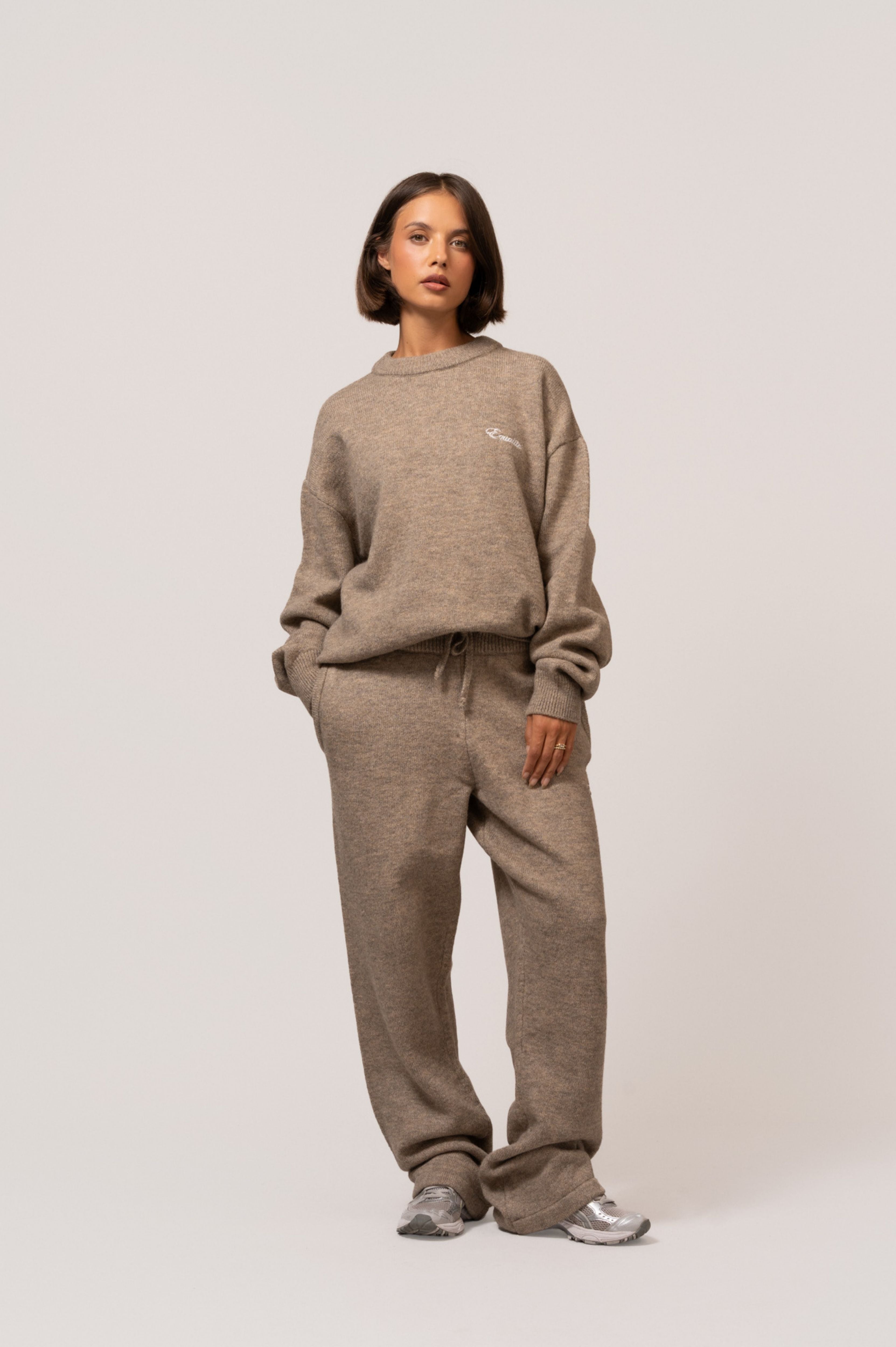 FLUFFY KNIT SET | TAUPE