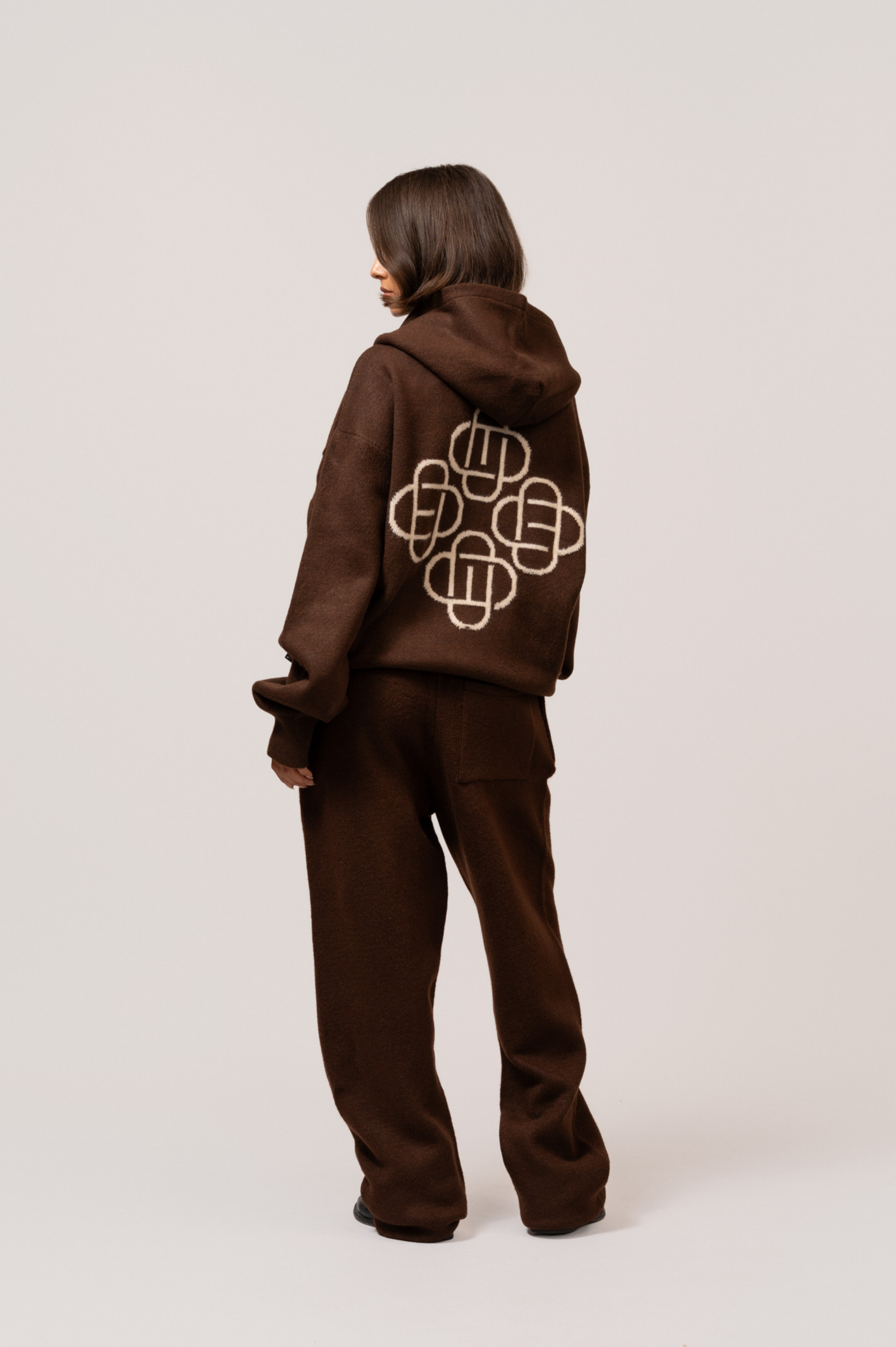 Fluffy Knit Full Zip Set | Brown