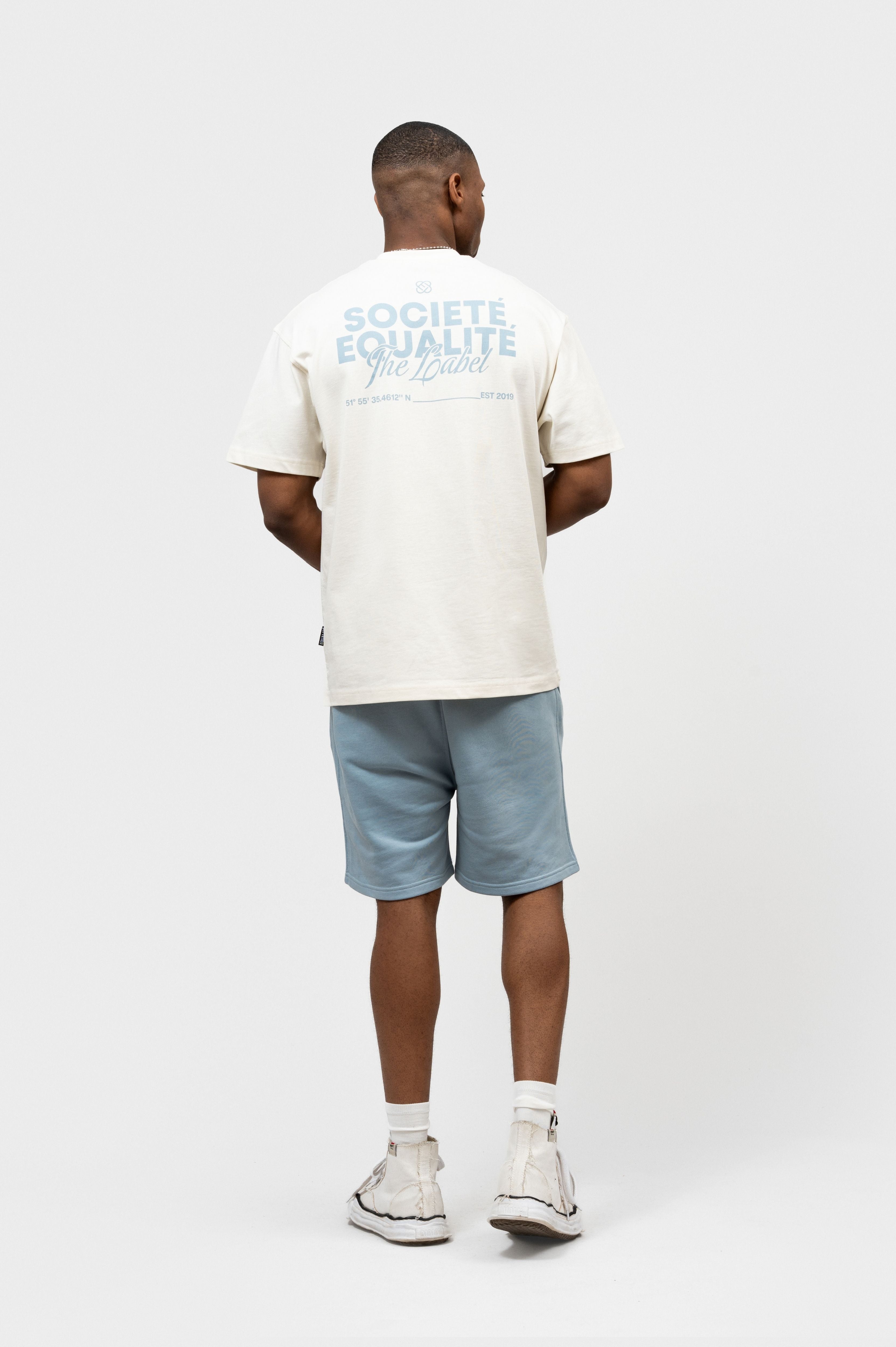 SOCIETÉ SUMMER SET | LIGHT BLUE & OFF-WHITE