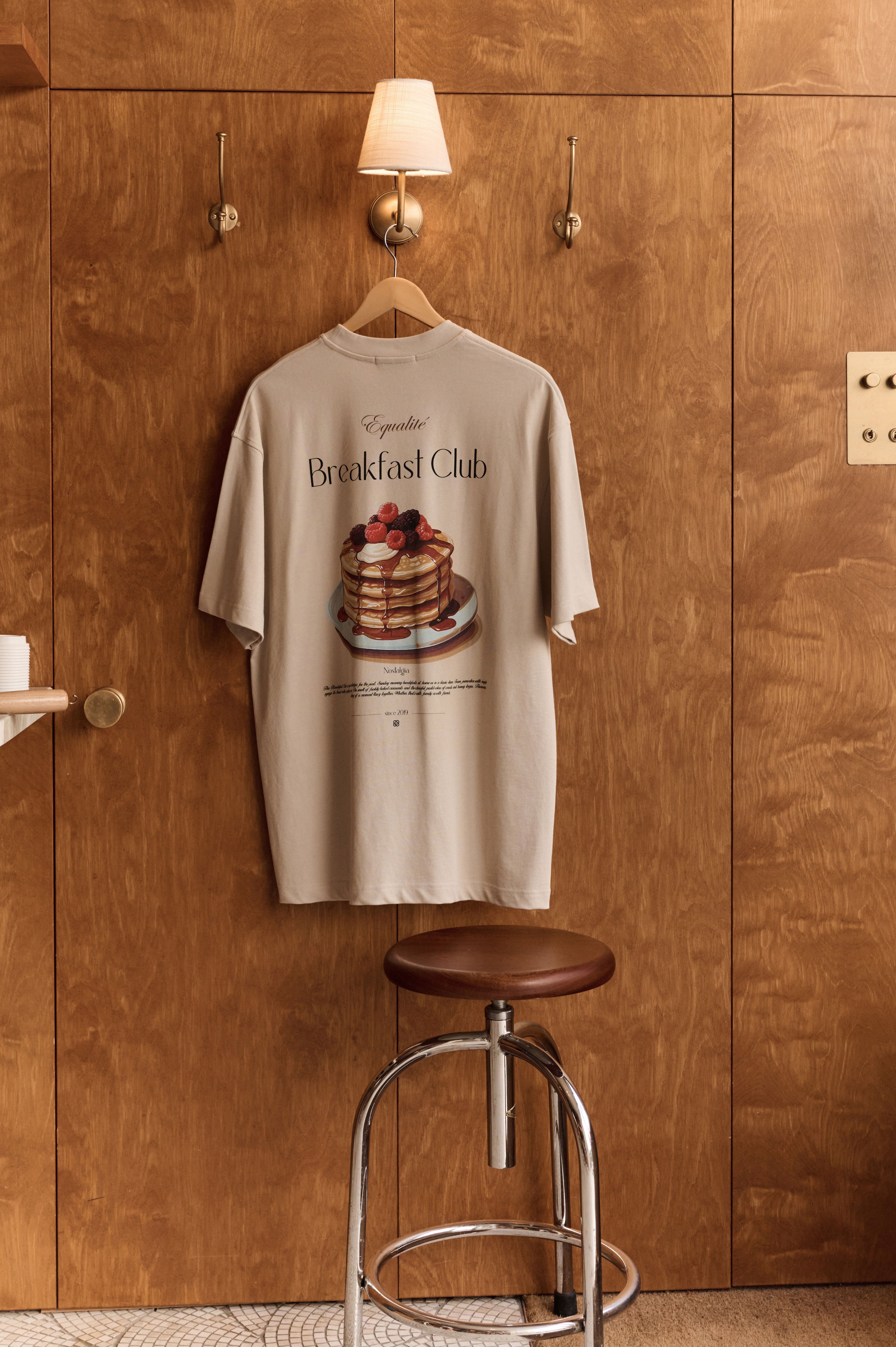 BREAKFAST TEE SET