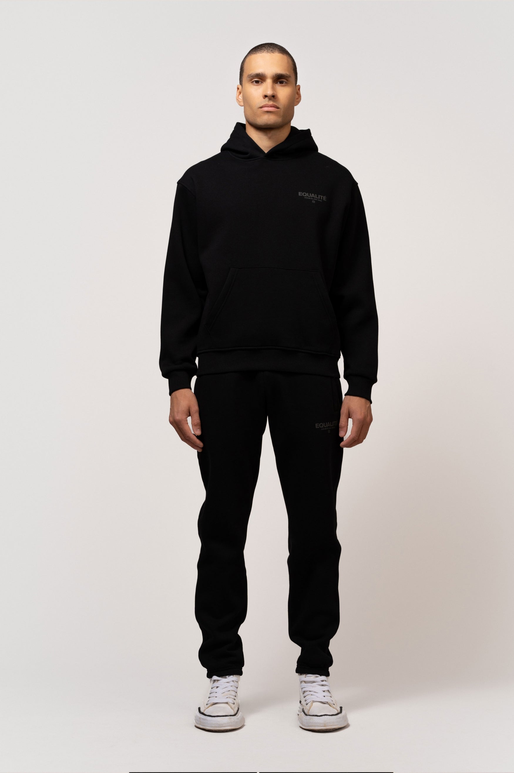 SOCIETÉ TRACKSUIT | BLACK & BLACK