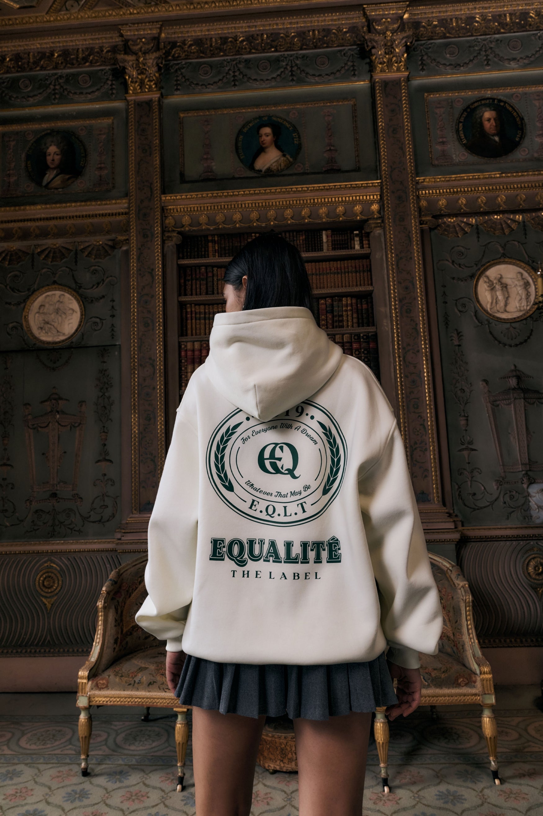 LEO OVERSIZED HOODIE | OFF-WHITE