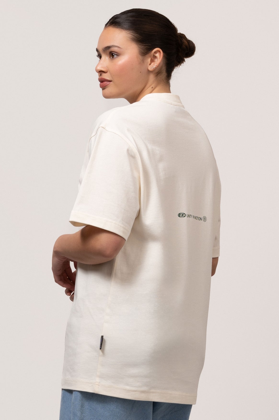 CELESTE OVERSIZED TEE | OFF-WHITE & GREEN