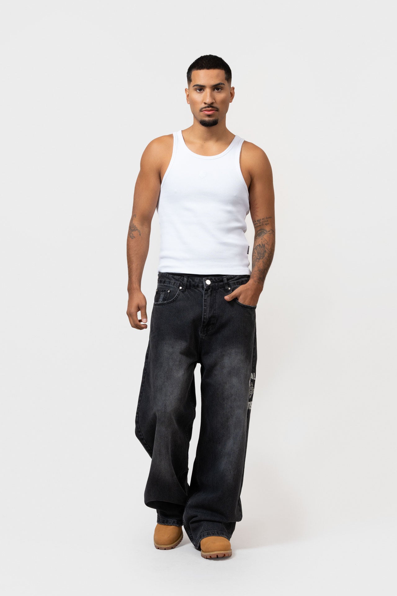 FEM BAGGY JEANS | BLACK