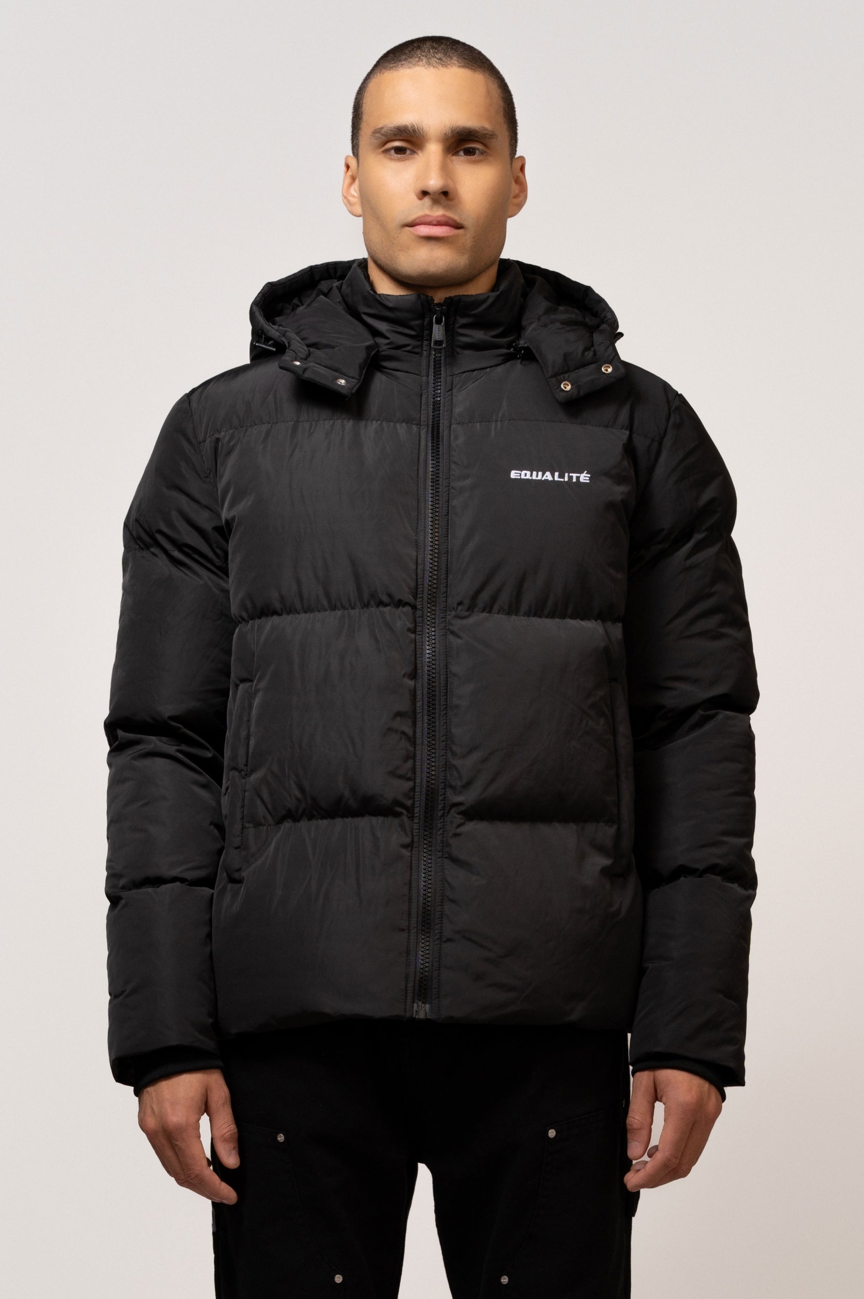 ESSENTIAL PUFFER JACKET | BLACK