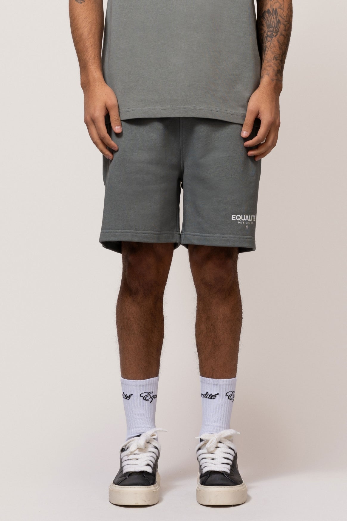 SOCIETÉ OVERSIZED SHORTS | GREY