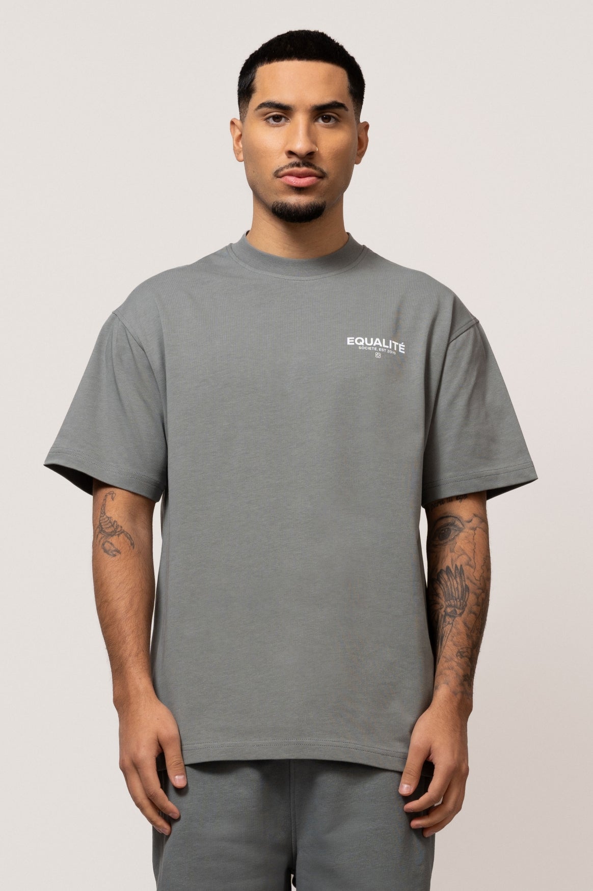 SOCIETÉ OVERSIZED TEE | GREY