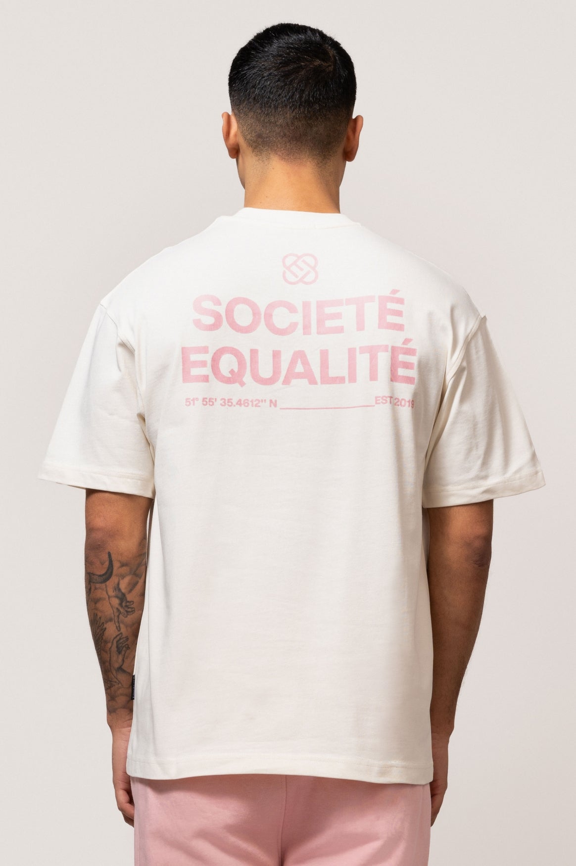 SOCIETÉ OVERSIZED TEE | OFF-WHITE & PINK