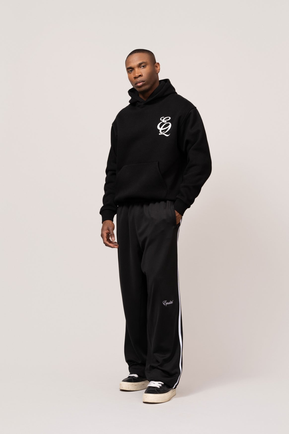 EQ OVERSIZED HOODIE | BLACK
