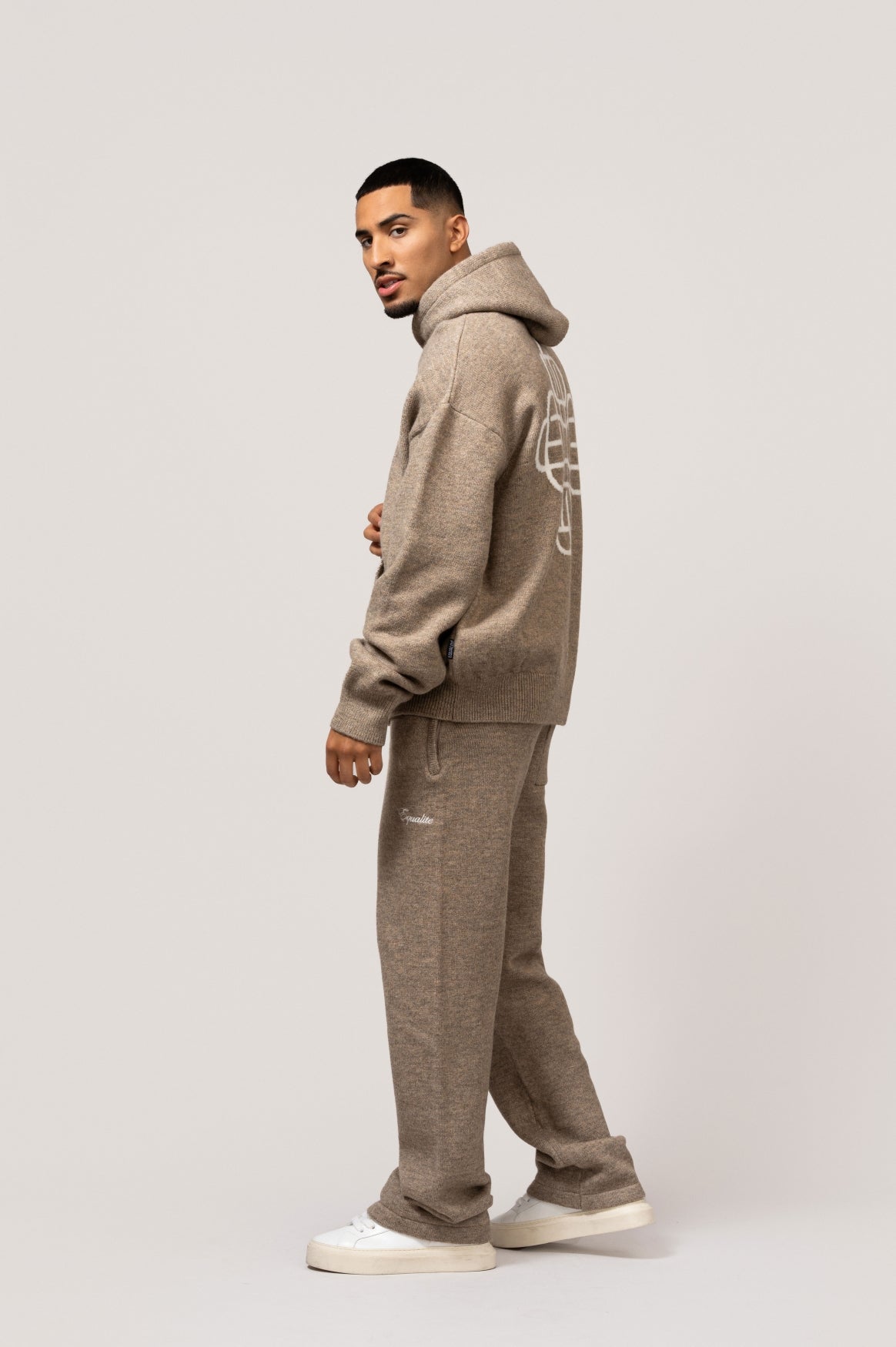 FLUFFY KNIT HOODIE | TAUPE