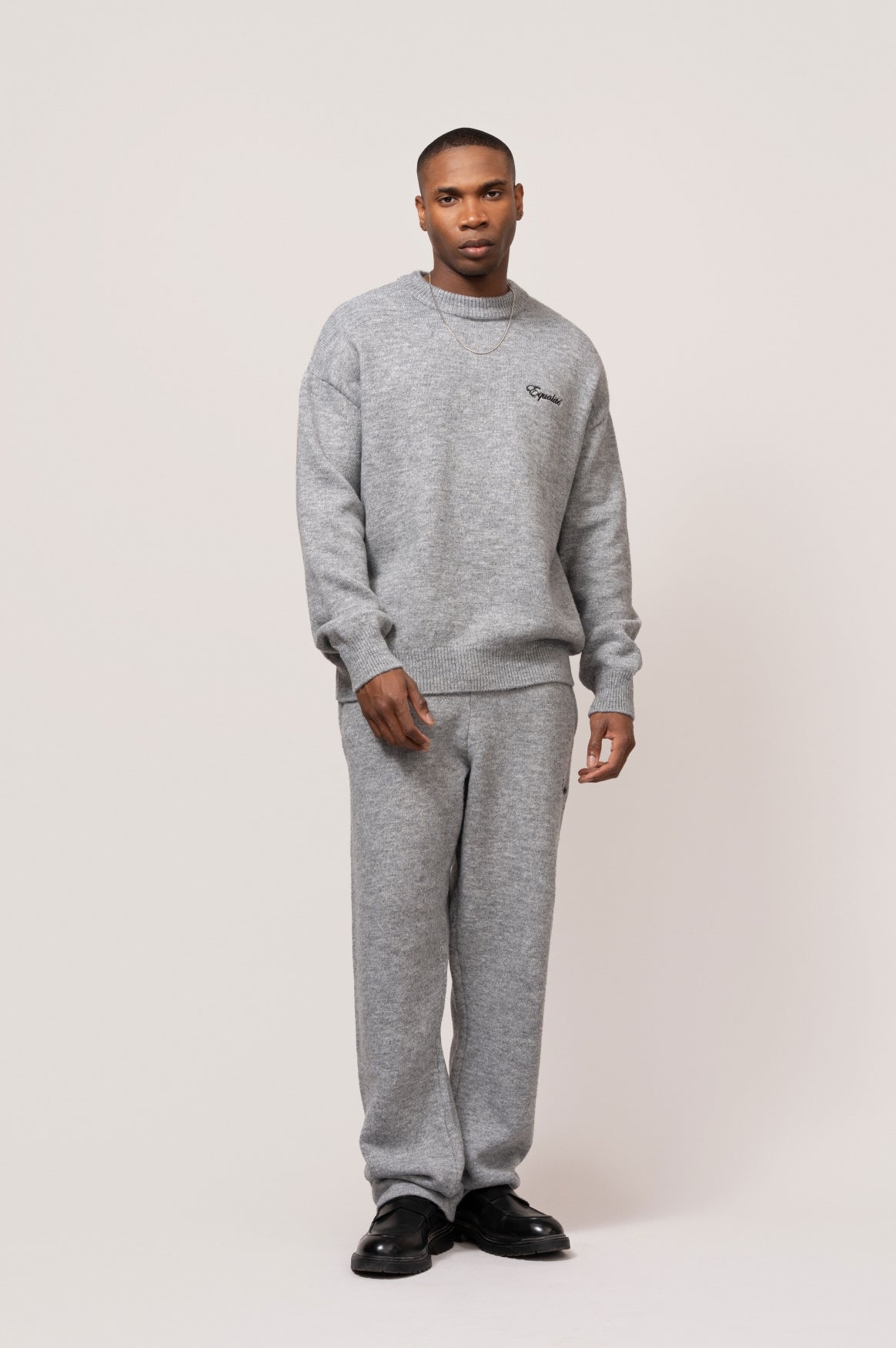 FLUFFY KNIT SWEATER | GREY
