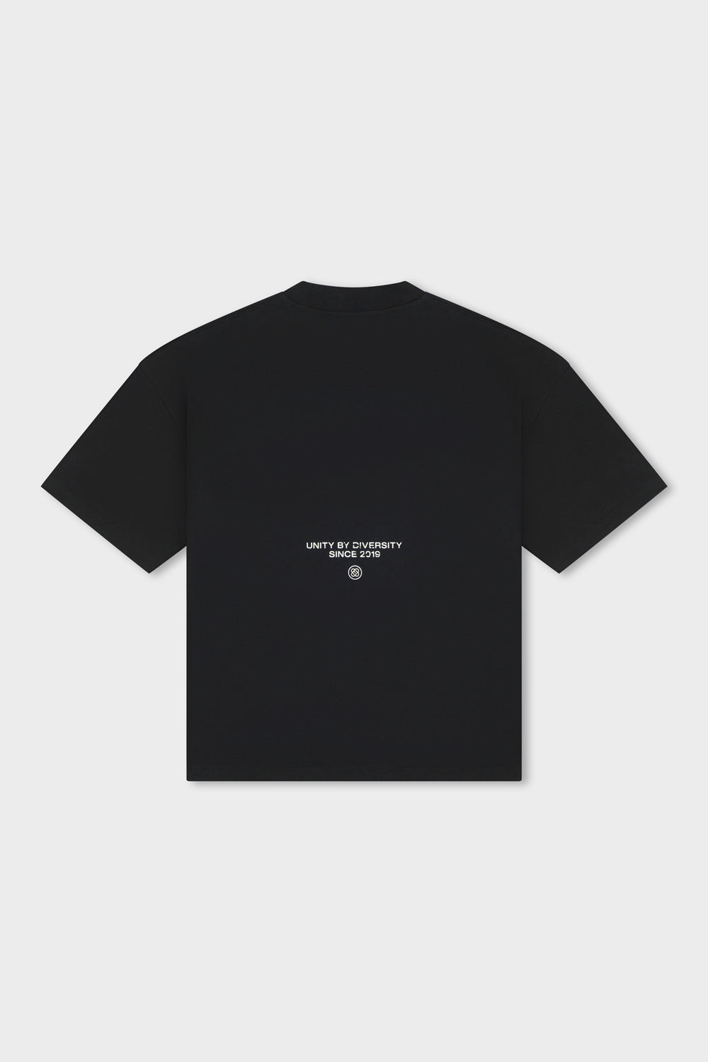 ELAN BOXY TEE | BLACK & WHITE