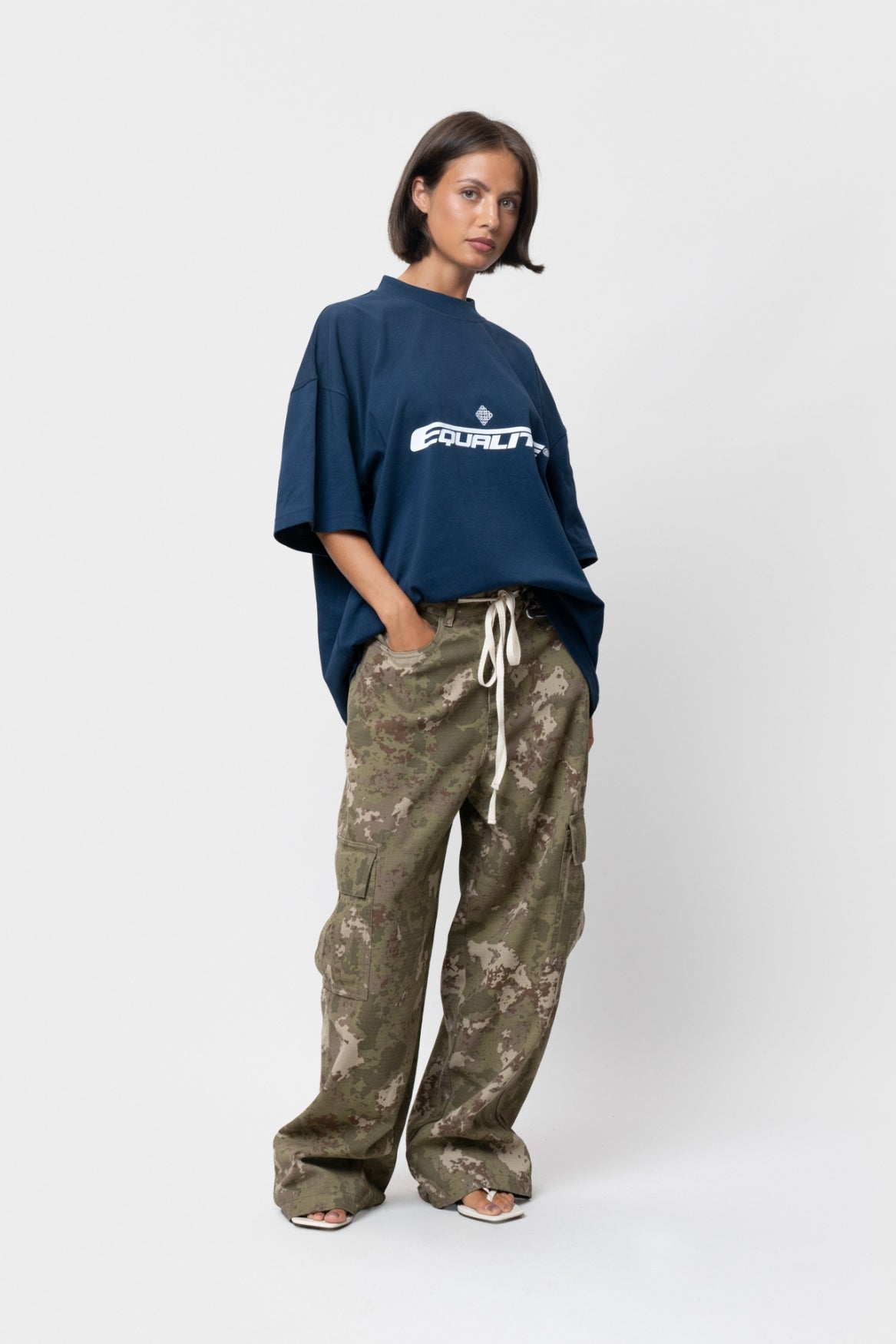 ARENA BOXY TEE | NAVY