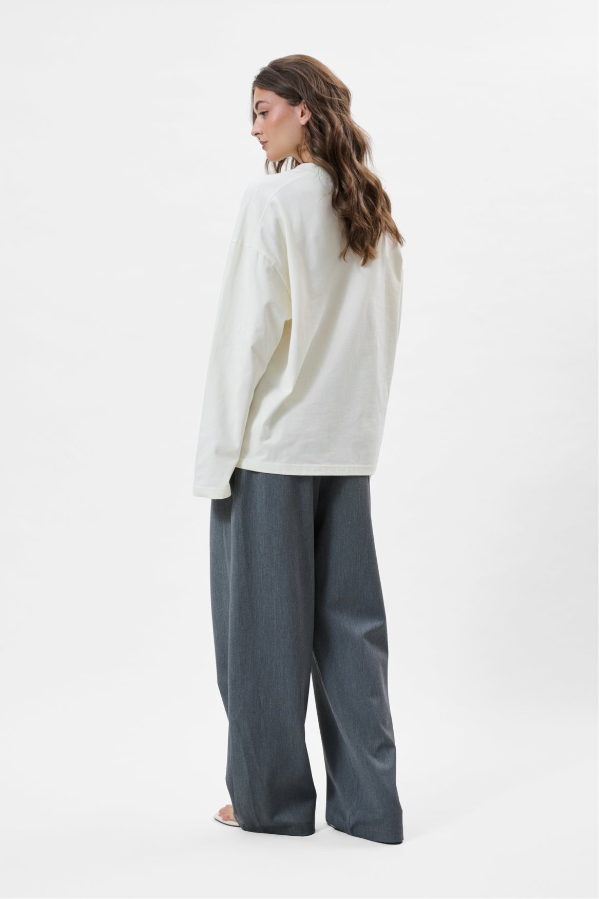 SIGNATURE OVERSIZED LONGSLEEVE TEE– NOOS | OFF-WHITE