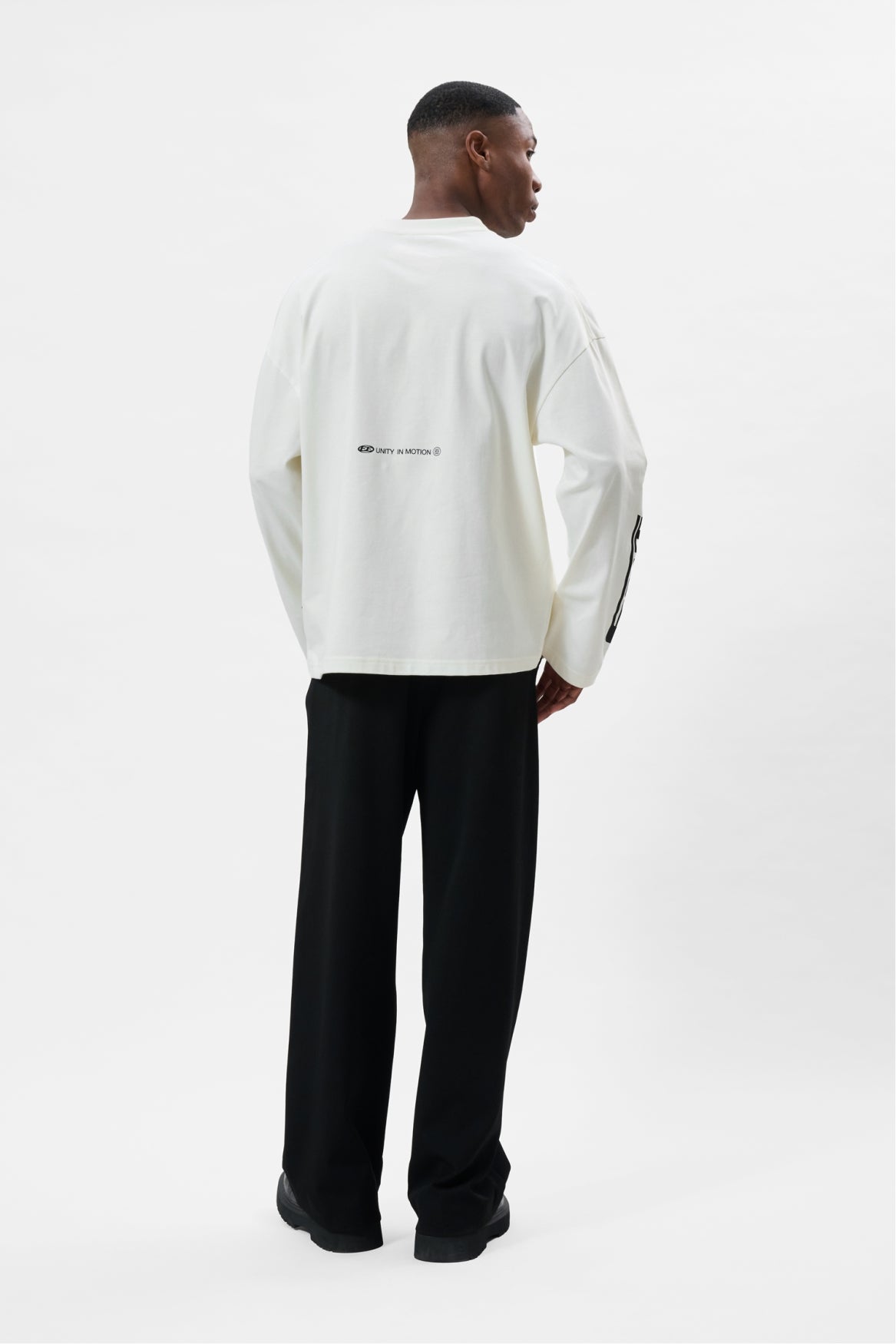 EQLT OVERSIZED LONGSLEEVE TEE | OFF-WHITE