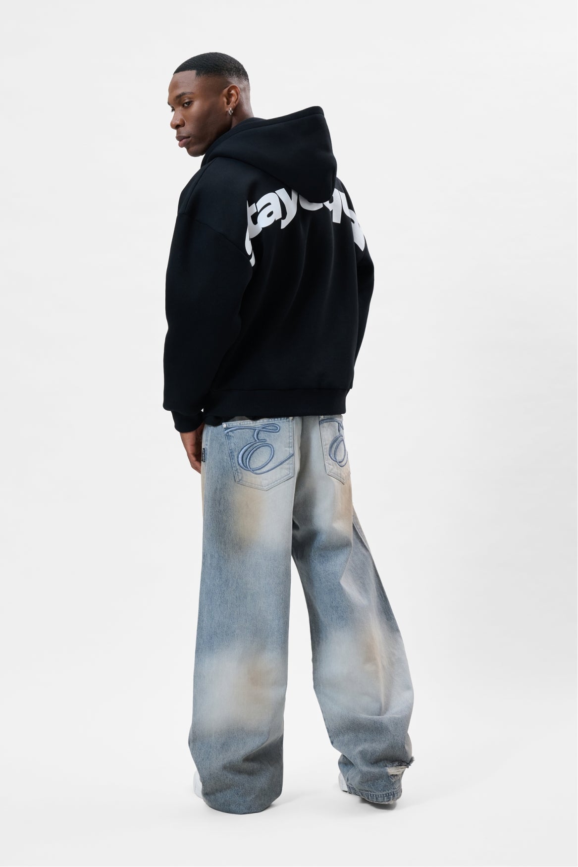 STAY EQUAL OVERSIZED FULL ZIP HOODIE | BLACK