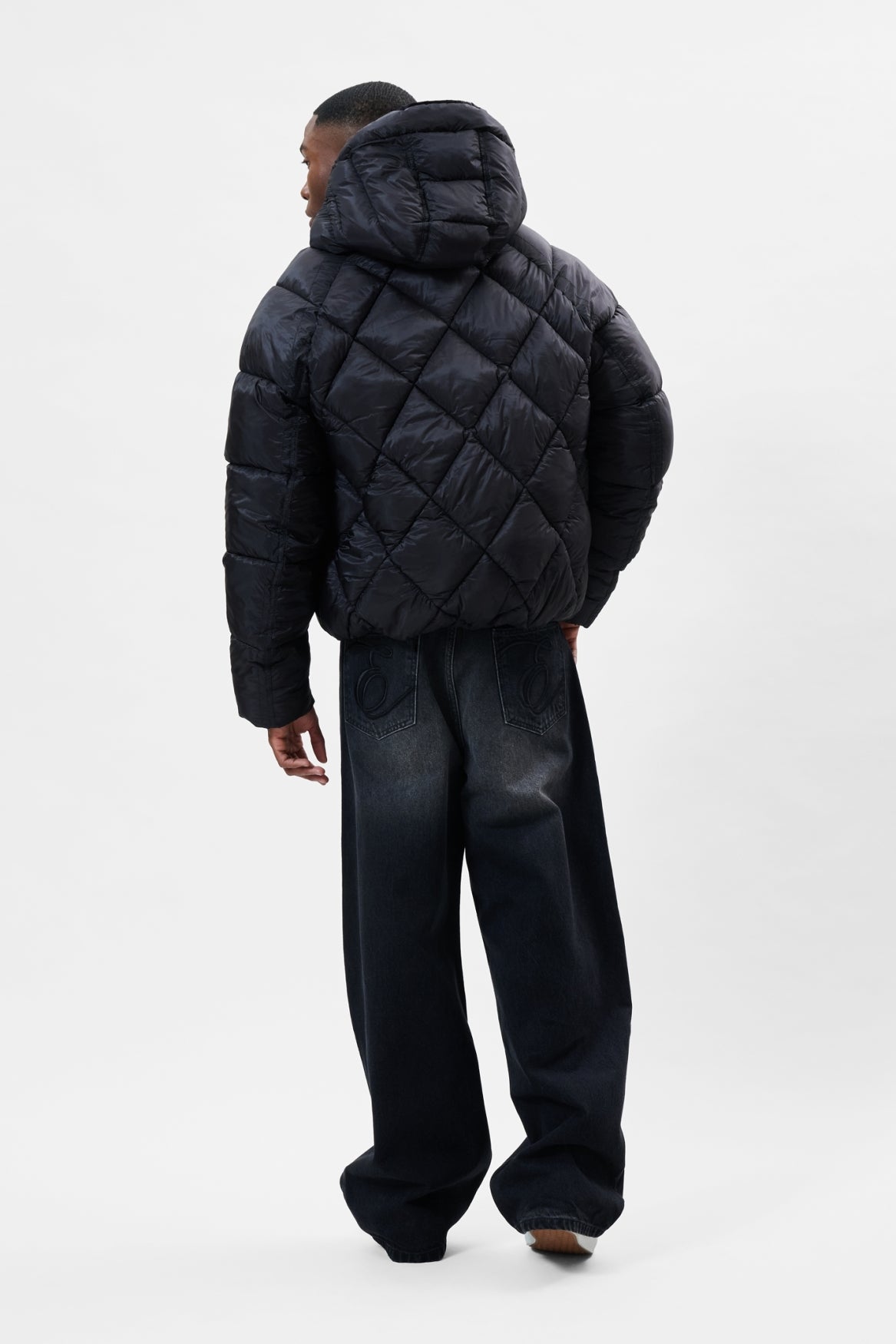 DIAMOND PUFFER JACKET | BLACK