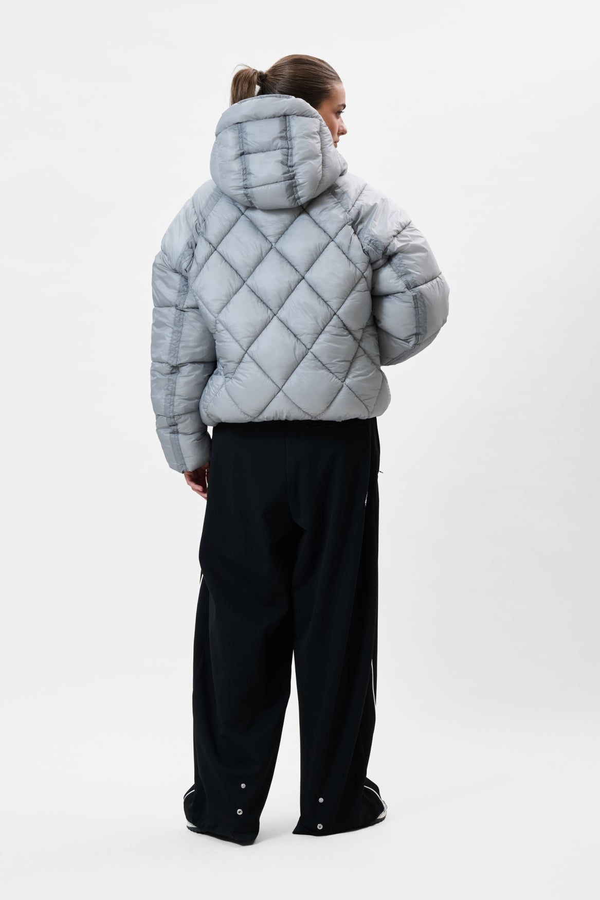 DIAMOND PUFFER JACKET | GREY