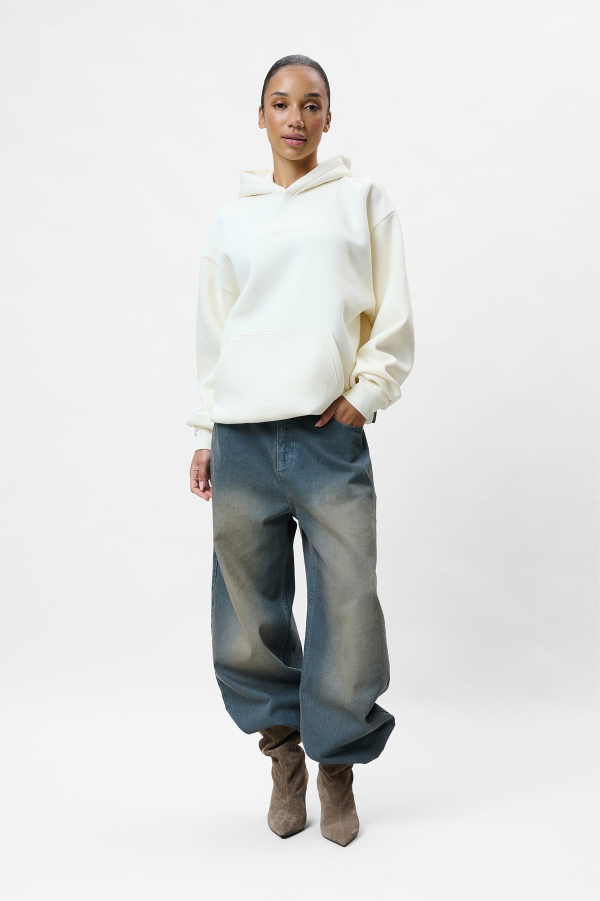CELESTE 2.0 OVERSIZED HOODIE | OFF-WHITE