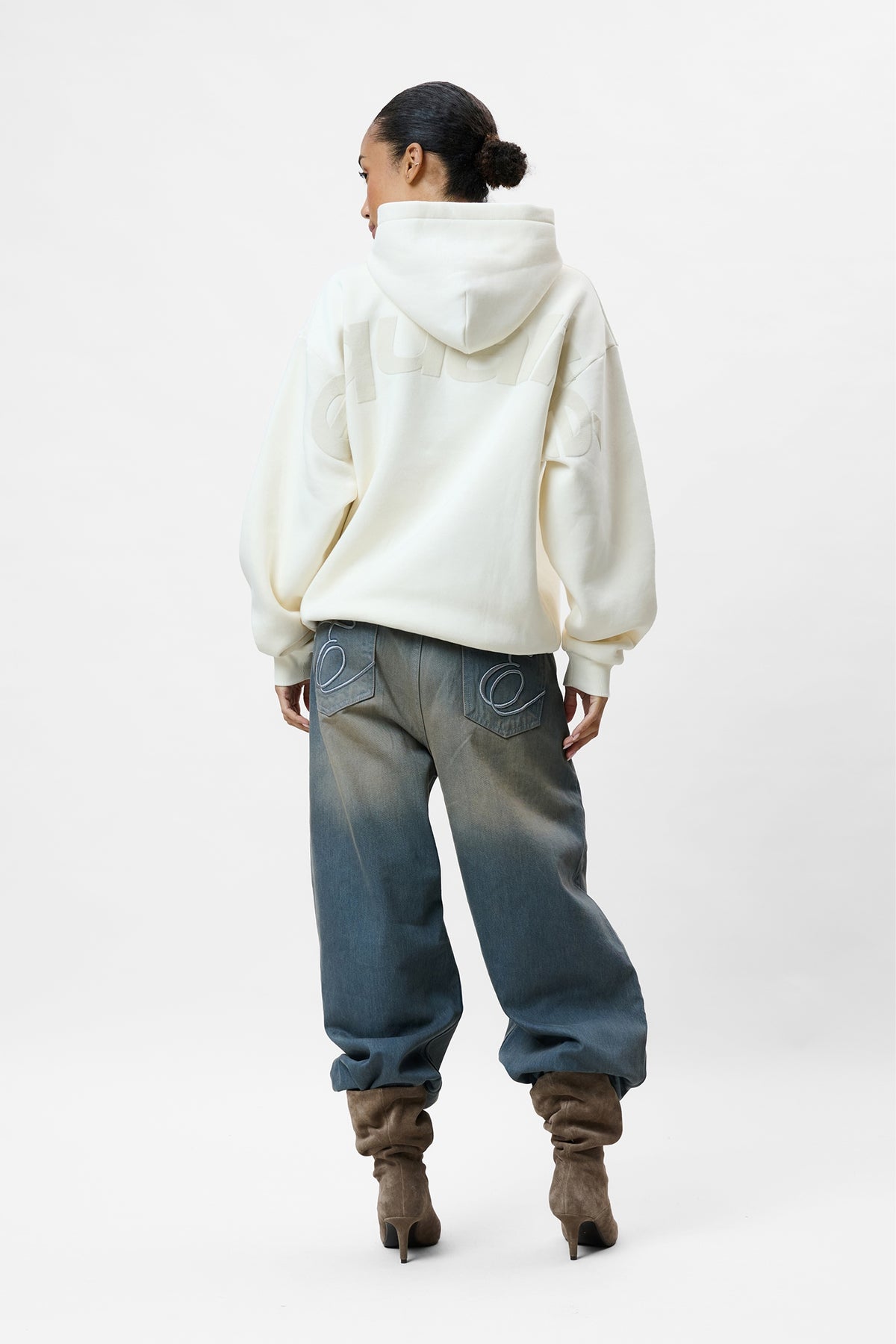 CELESTE 2.0 OVERSIZED HOODIE | OFF-WHITE