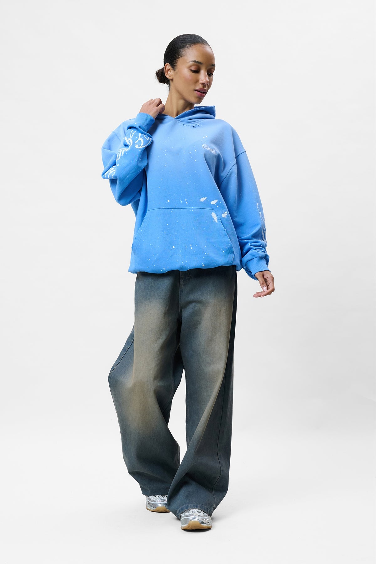 SIGNATURE PAINT OVERSIZED HOODIE | BLUE