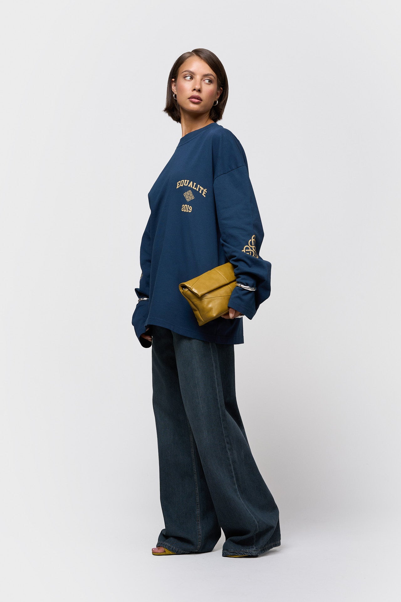ISA OVERSIZED LONGSLEEVE TEE | WASHED NAVY
