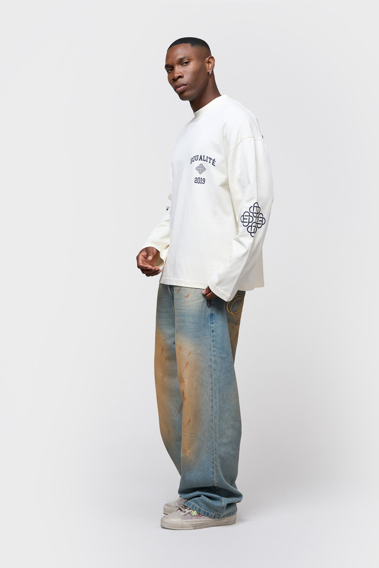 ISA OVERSIZED LONGSLEEVE TEE | OFF-WHITE