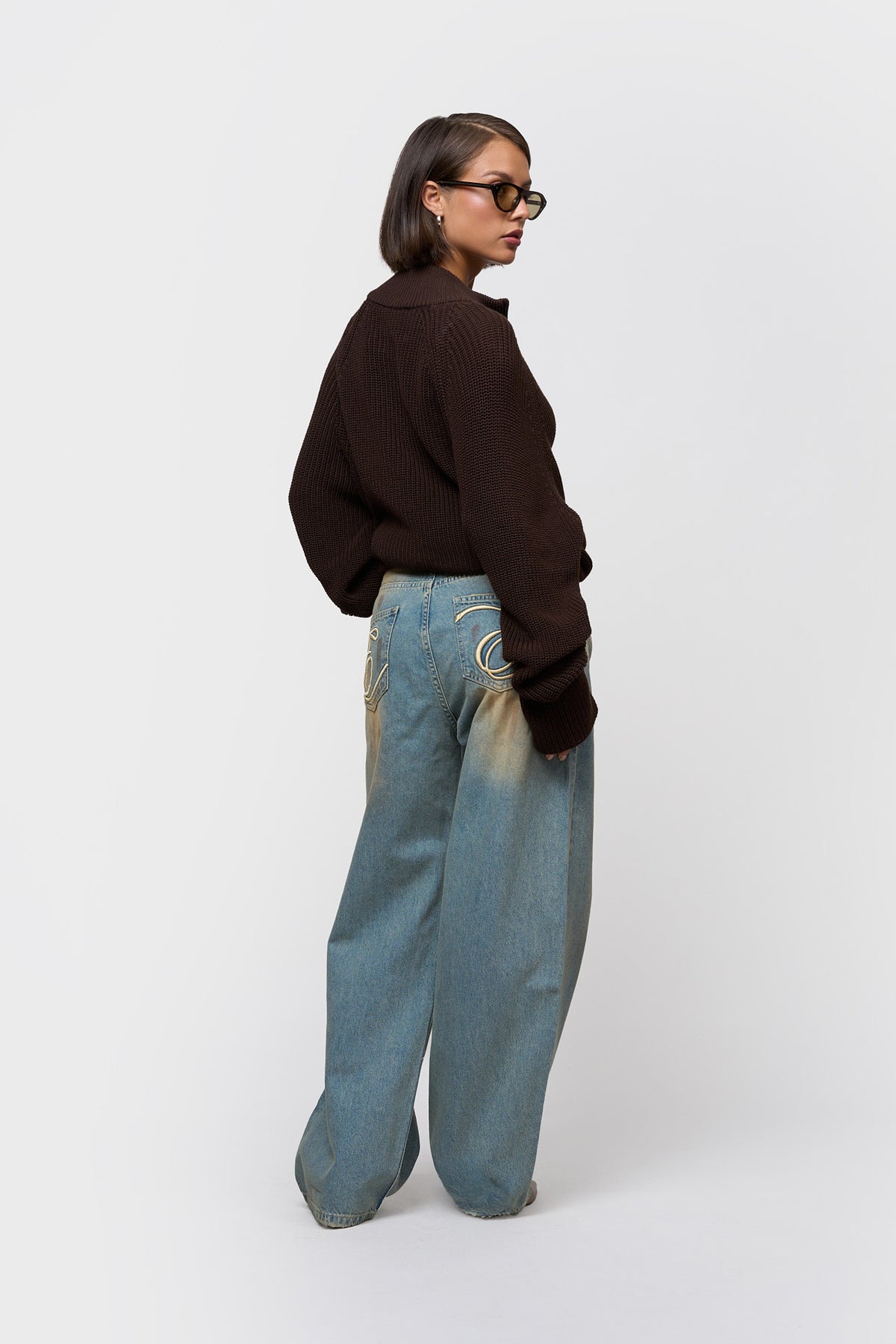 FUNNEL KNIT SWEATER | BROWN