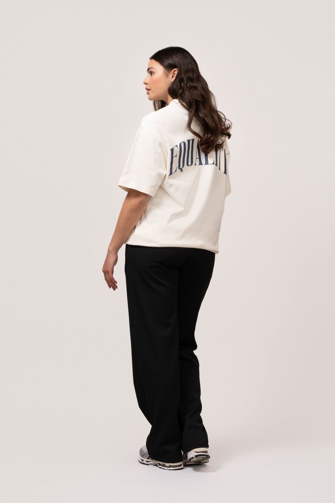 OLIVER OVERSIZED TEE | OFF-WHITE & NAVY