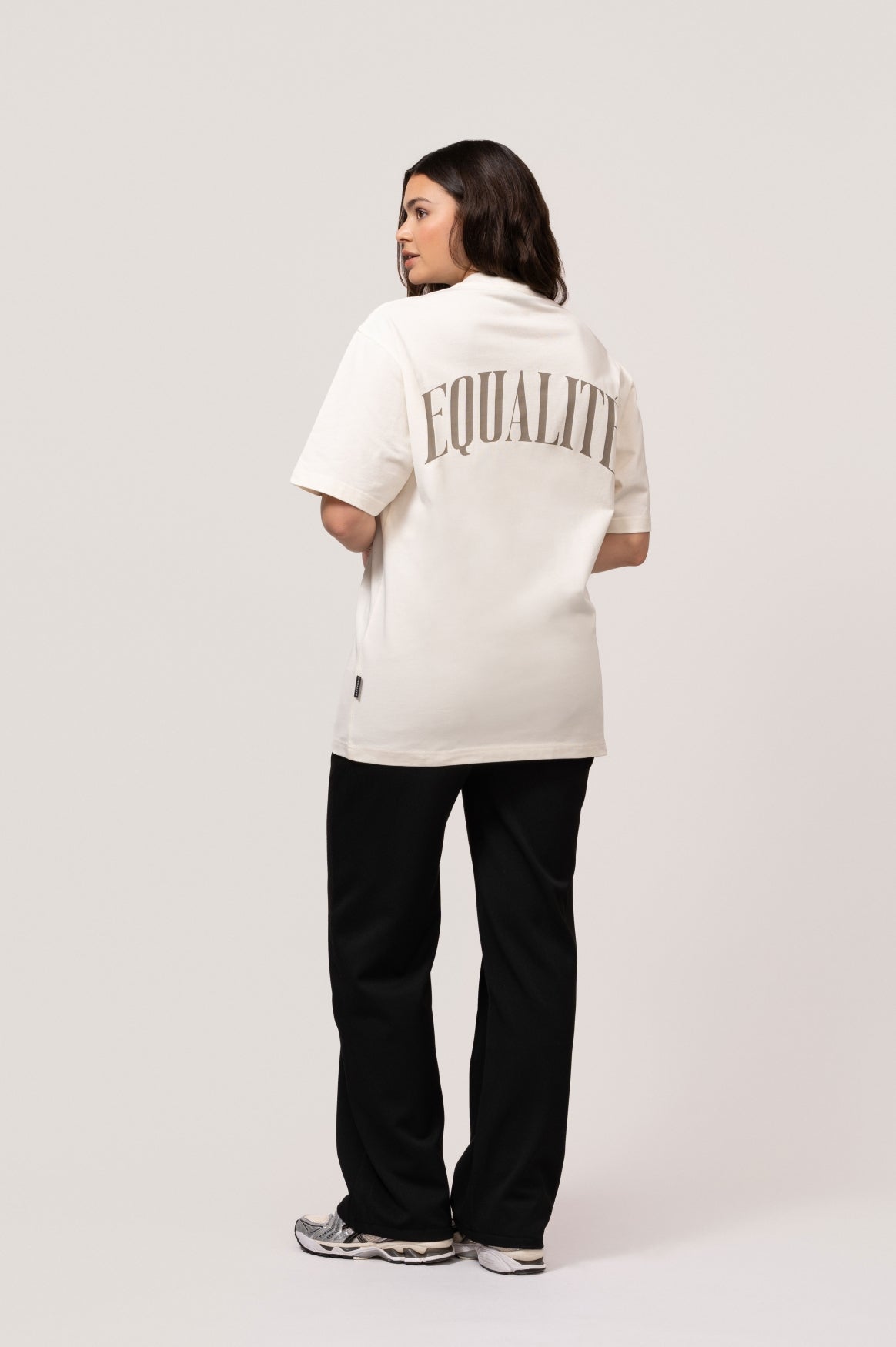OLIVER OVERSIZED TEE | OFF-WHITE & TAUPE