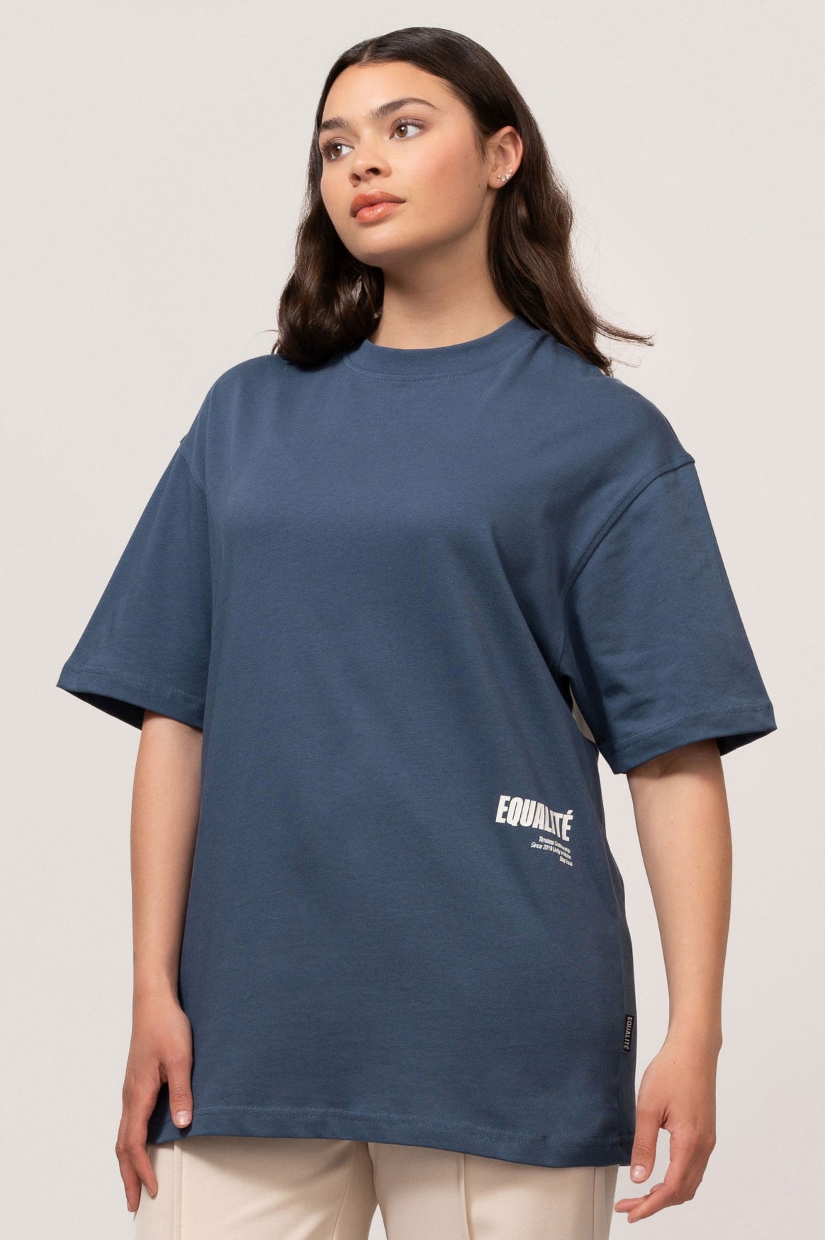 ELIA OVERSIZED TEE | NAVY