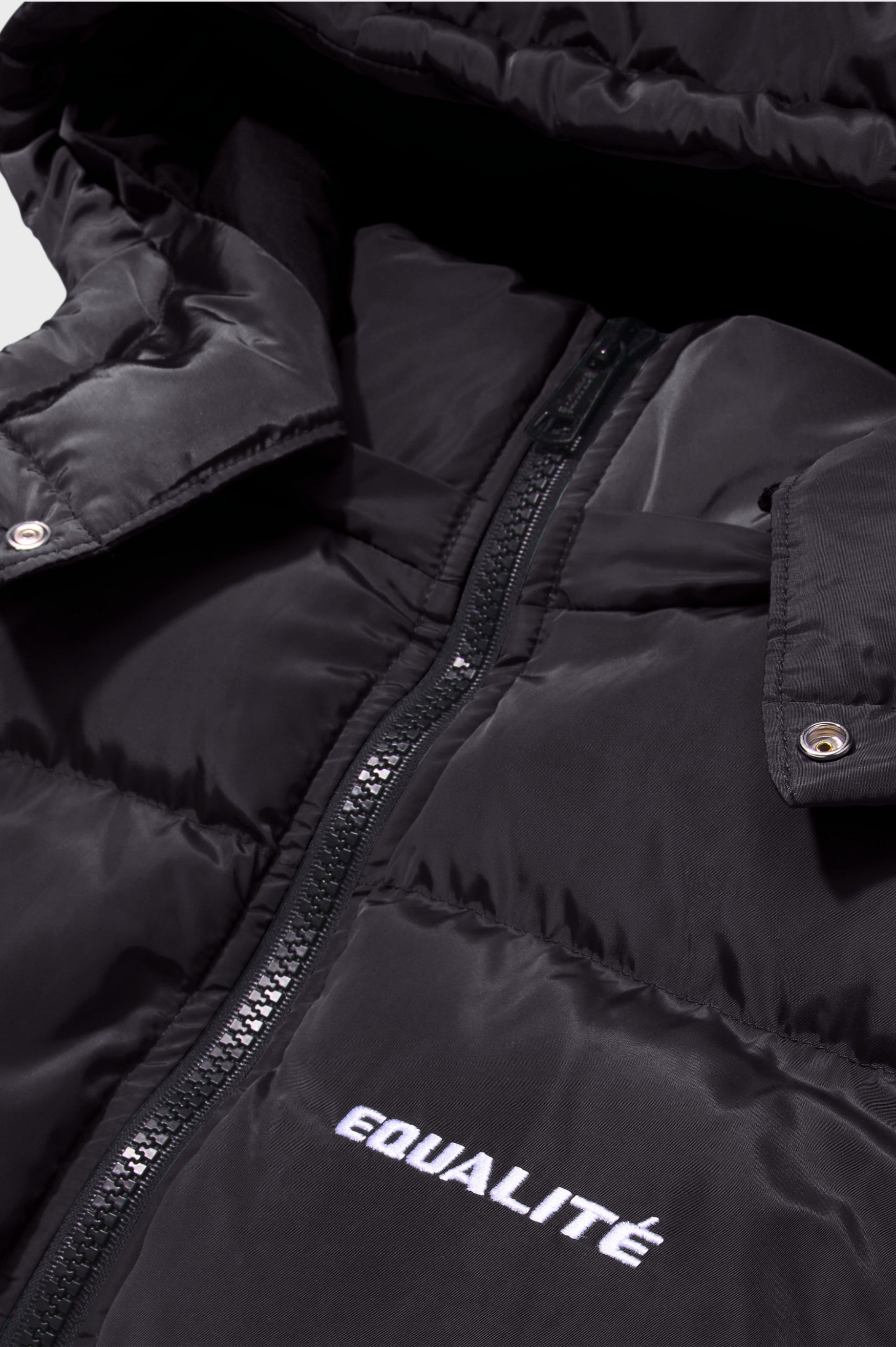 ESSENTIAL PUFFER JACKET | BLACK