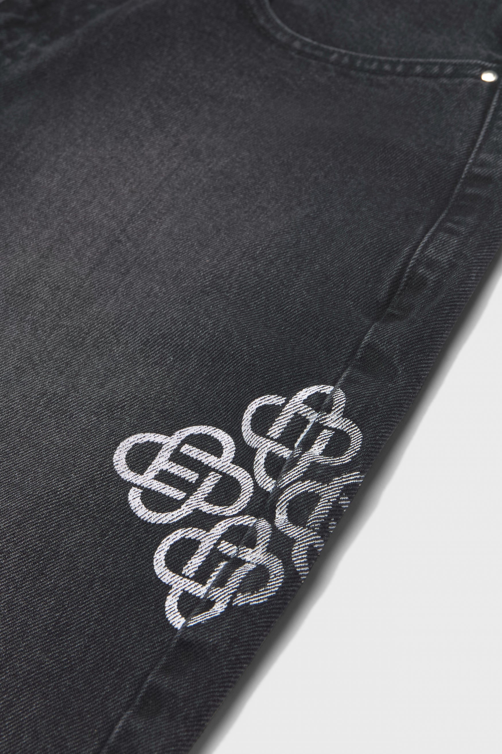 SYMBOL JEANS | BLACK